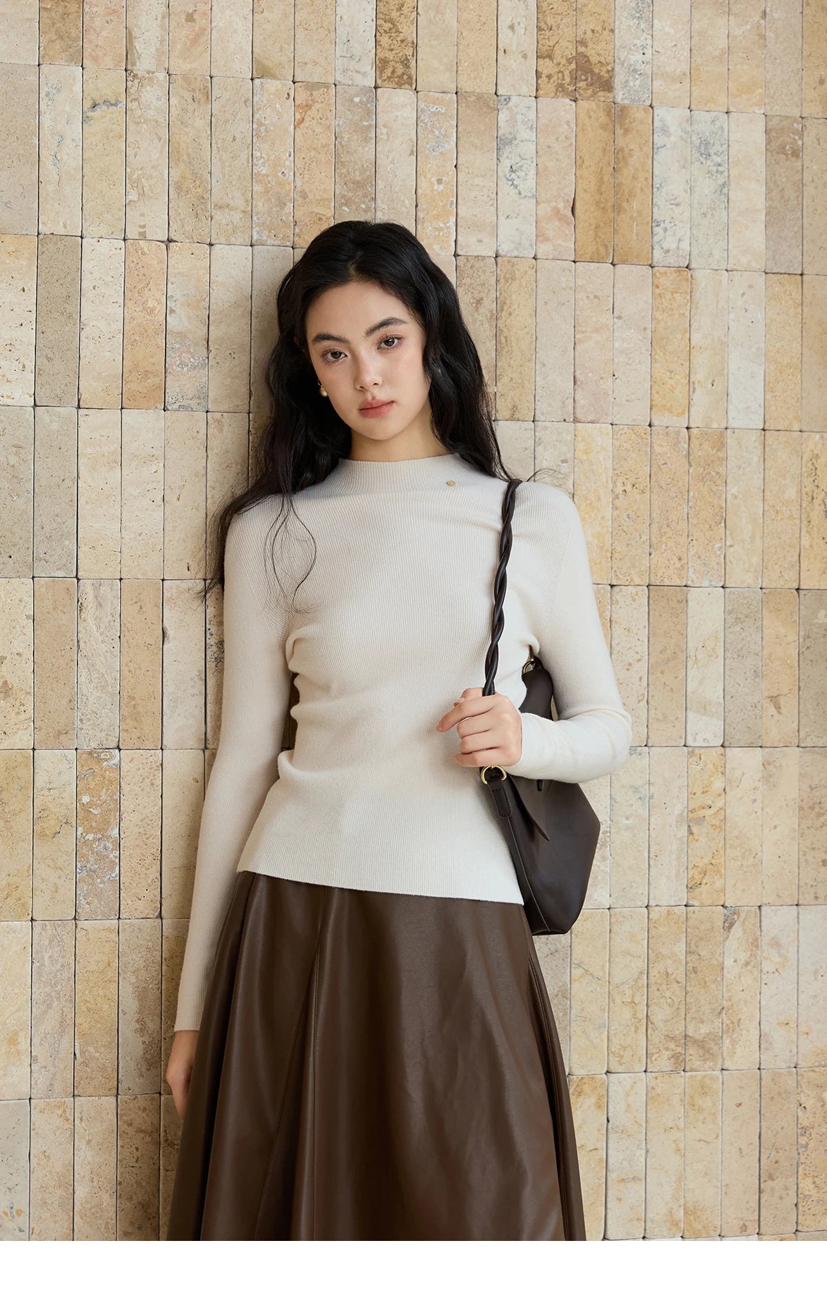 MISHOW Woman Long-sleeved Tops 2025 Autumn Winter Minimalist Mock Neck Knited Top Commute Casual Slim Pullover Woman MXE48Z2583