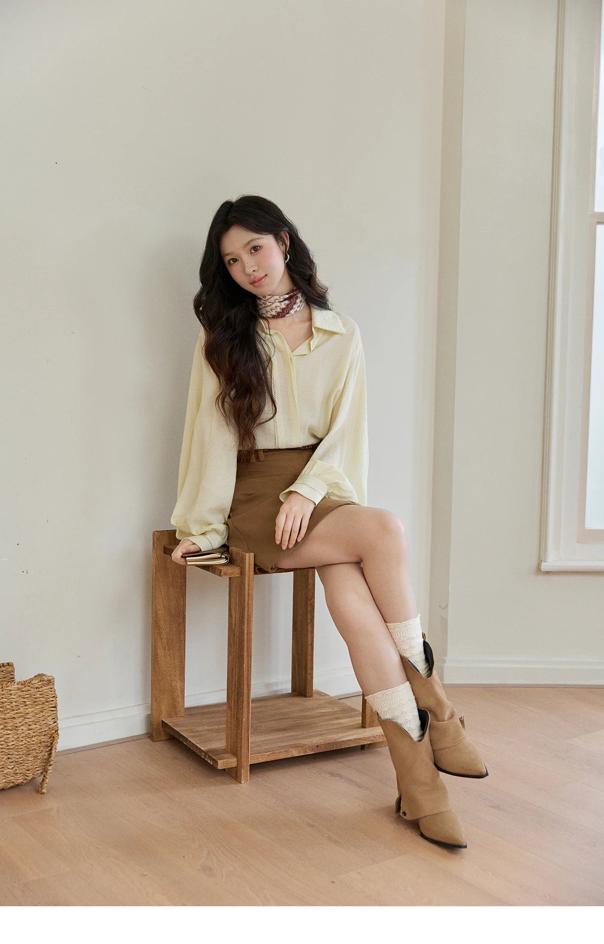 MISHOW Women's Lapel Lantern Sleeve Shirts 2026 Spring Lace Trim Casual Loose Breathable Solid Shirt Office Lady MXF13C2436