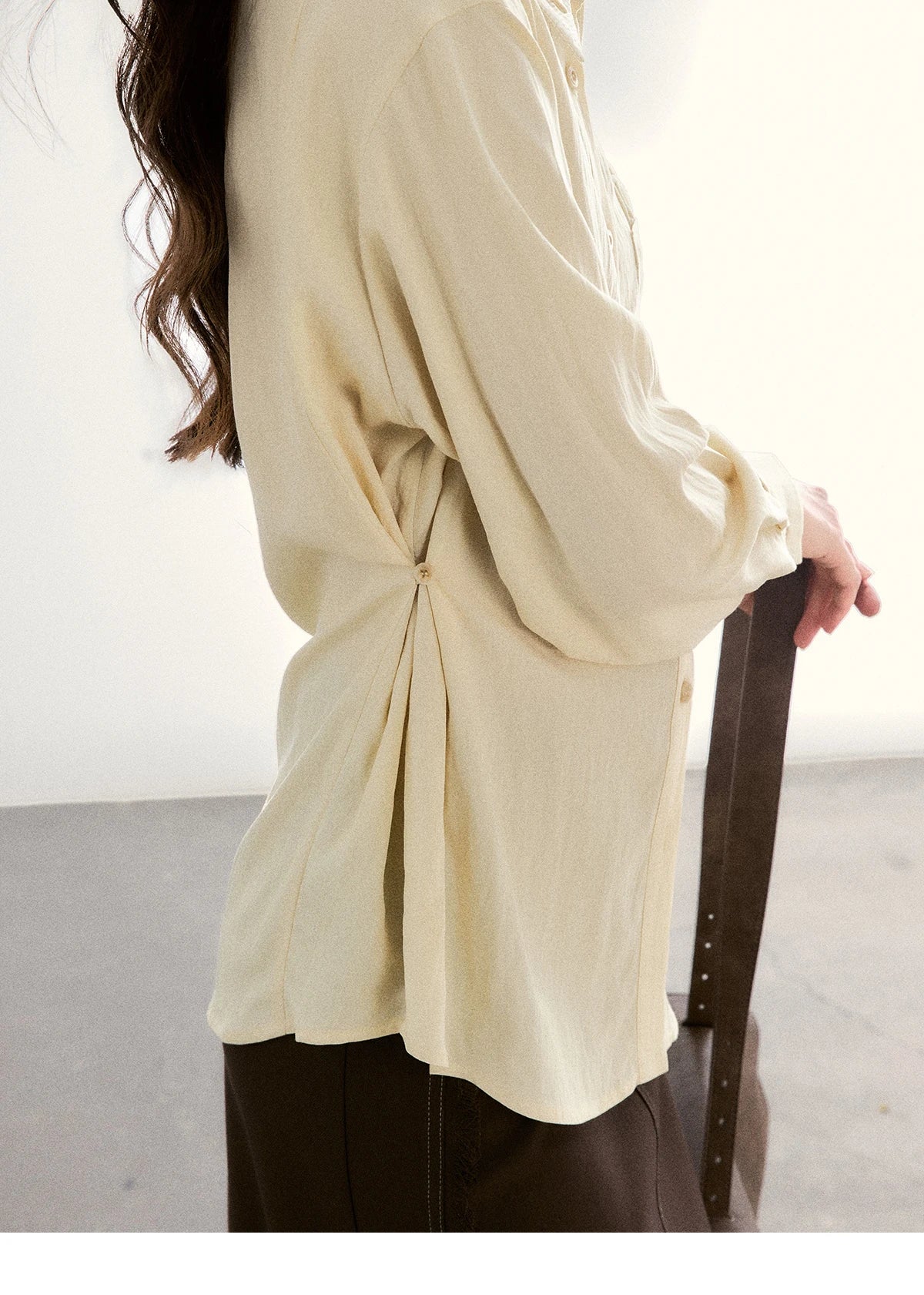 MISHOW Women's Contrast Trim Lapel Collar Shirts 2026 Spring Floral Embroidery Pocket Decor Button Waist Casual Shirt MXF13C2440