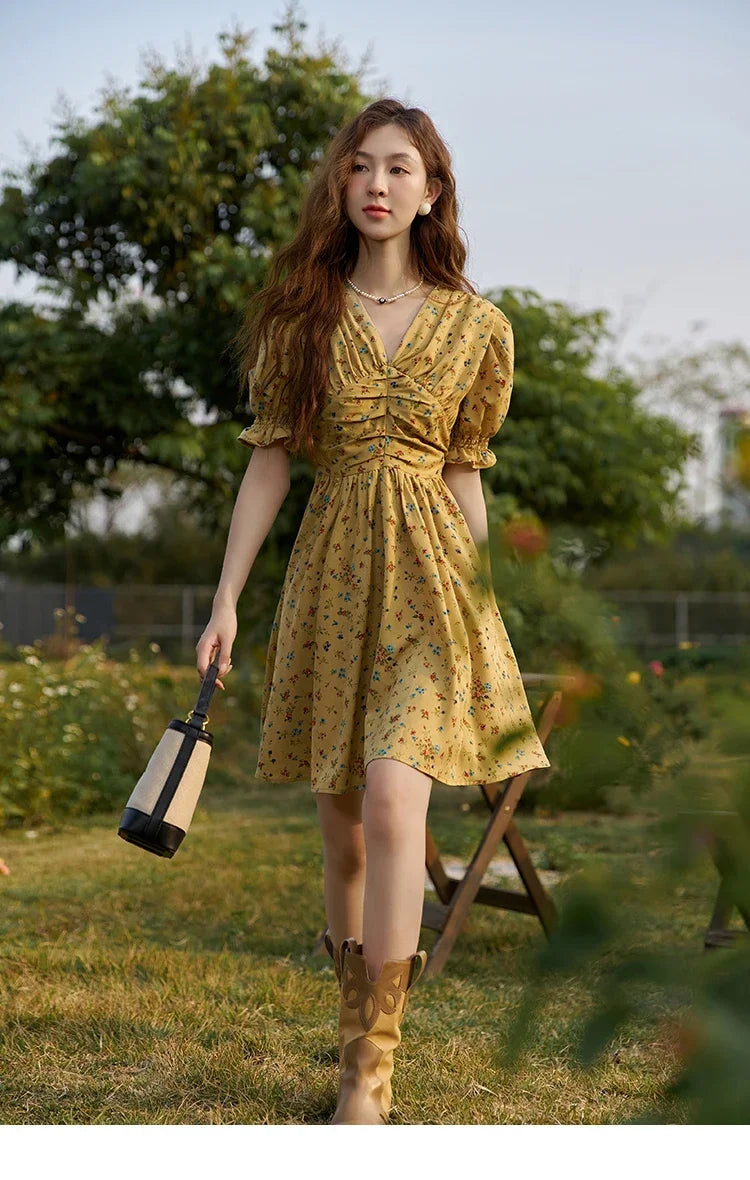 MISHOW Women's Retro Puff Sleeve Flower Dress 2025 Summer Waist Slim A-LINE V-Neck Shirring Female Ankle-Length Dress MXC33L1374