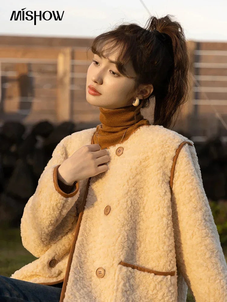 MISHOW Lamb Wool Coat 2023 Double Breasted Winter French Lambswool Jacket Women's Thick Warm Solid New Outerwears MXB45W0850