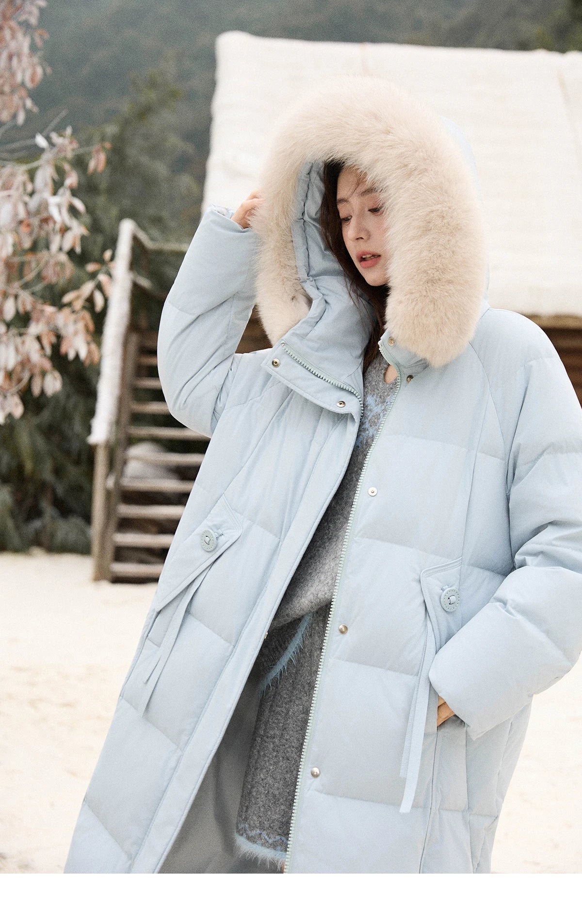 MISHOW Women's Winter Coat with Hood 2025 Fashion Solid Commute Long Down Jacket Windproof Warm Down Coat Luxury MXE51Y0079