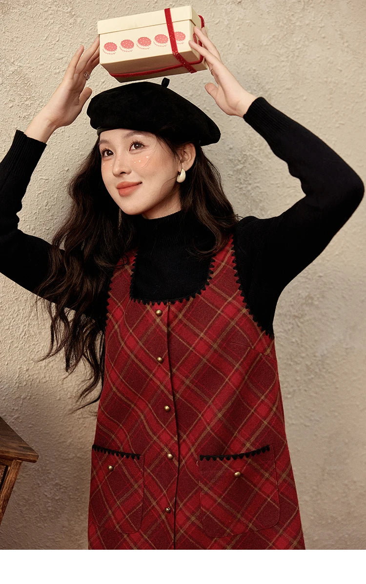 MISHOW Plaid Dress for Women Winter 2024 Contrasting Color Square Neck Plaid Dresses Woolen Sleeveless Vest Dress MXD58L2078