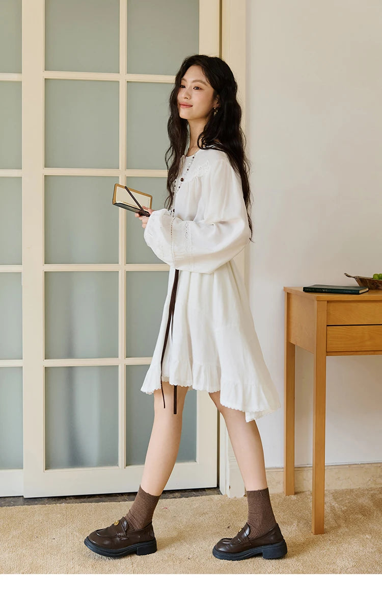 MISHOW Woman White Dress 2025 Autumn French Style O-neck Lace Ruffled Lantern Sleeves Dress Long Sleeves Party Dress MXE46L2519