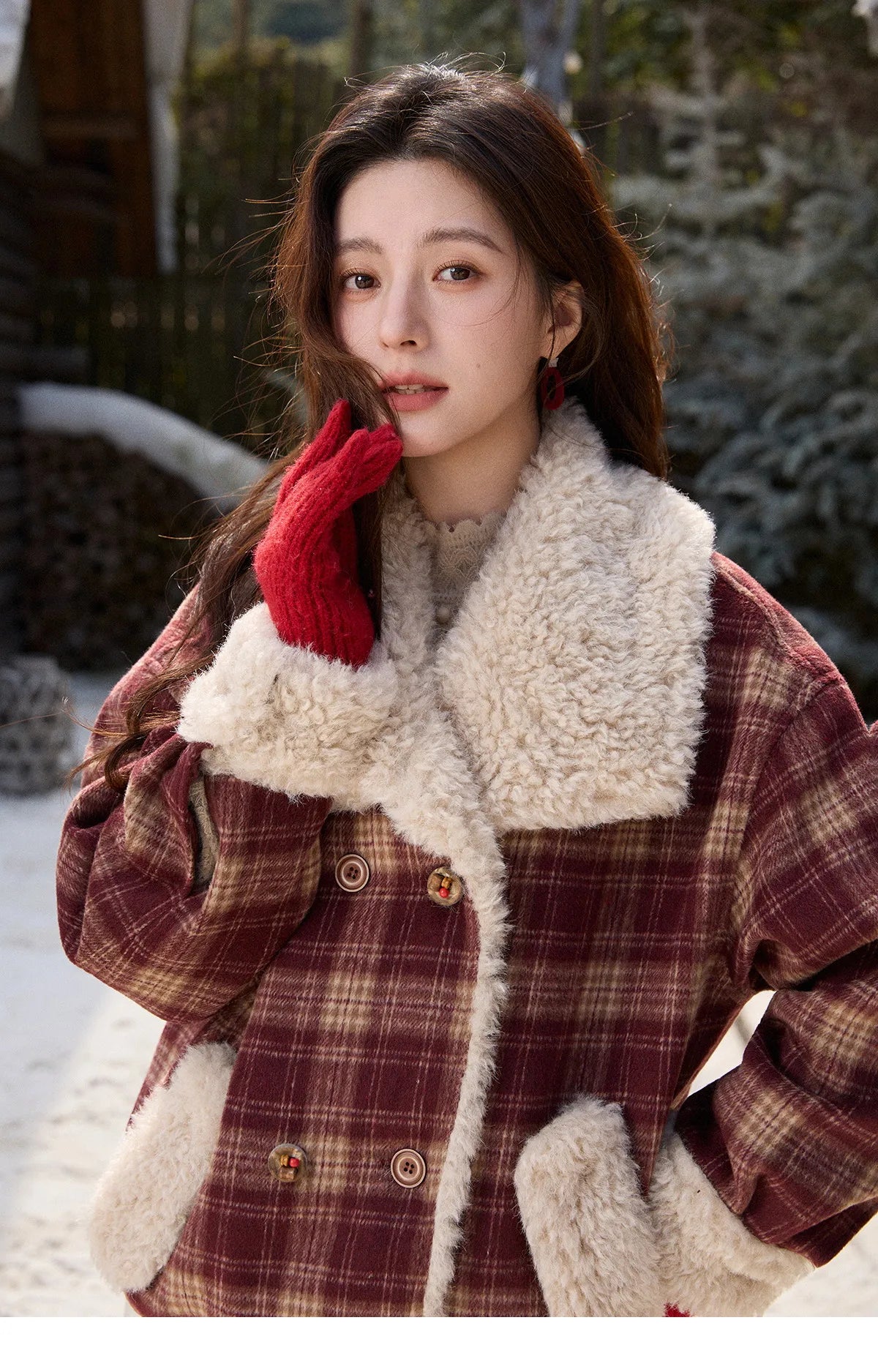 MISHOW Christmas Women's Retro Plaid Jacket 2025 Winter Large Lapel Tops Thickened Cotton-Padded Warm Short Coat MXE87W1004