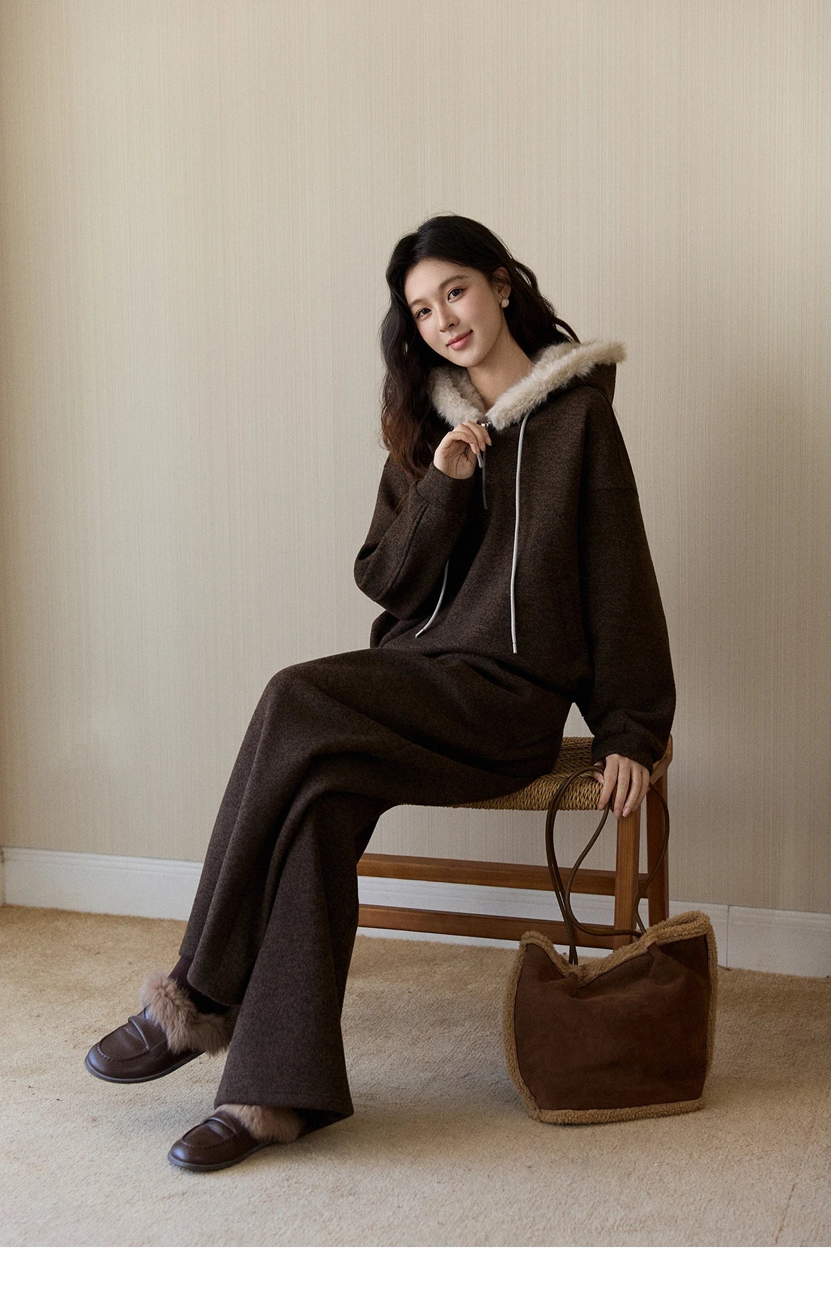 MISHOW Women's Brown Two-Piece Set 2025 Winter Faux Fur Hood Sweatshirt Elastic Waist Wide-Leg Pants Warm Casual Sets MXE94T1476