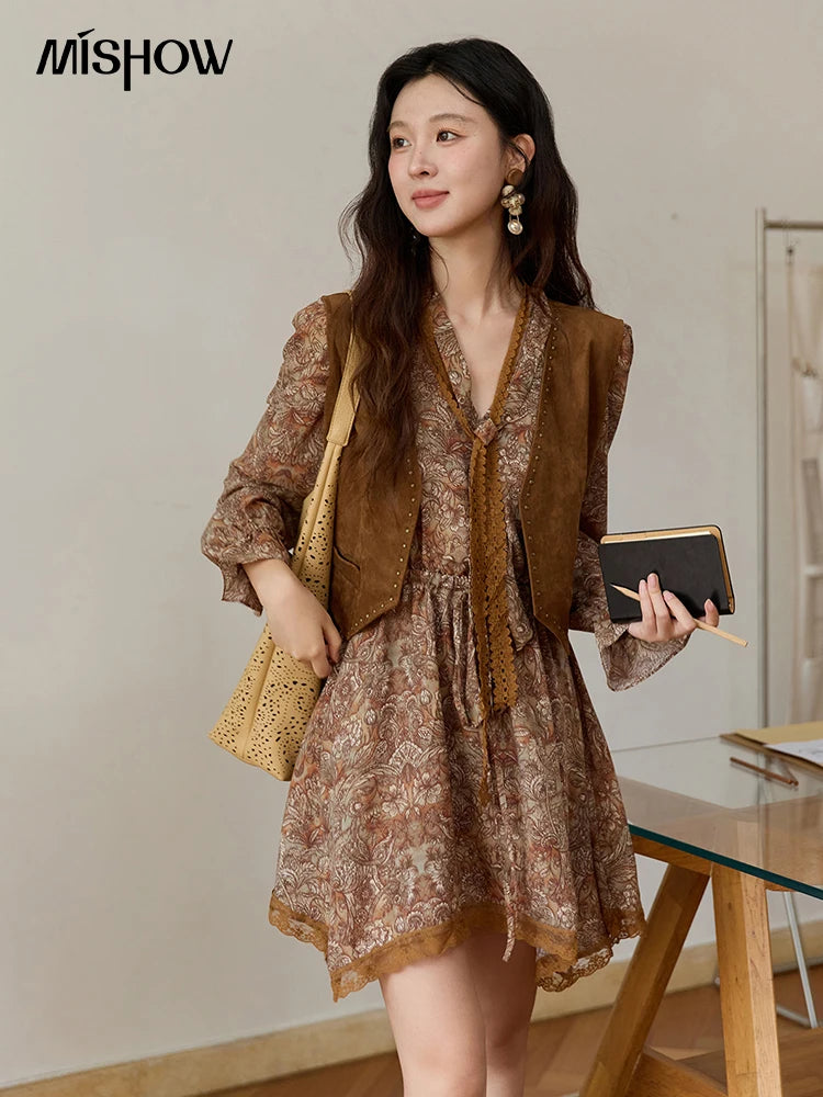 MISHOW Suede Vest Jacket for Women 2025 Autumn French Vintage Sleeveless Thin Vest Coat Rivet Design V-neck Vests MXE46L2518