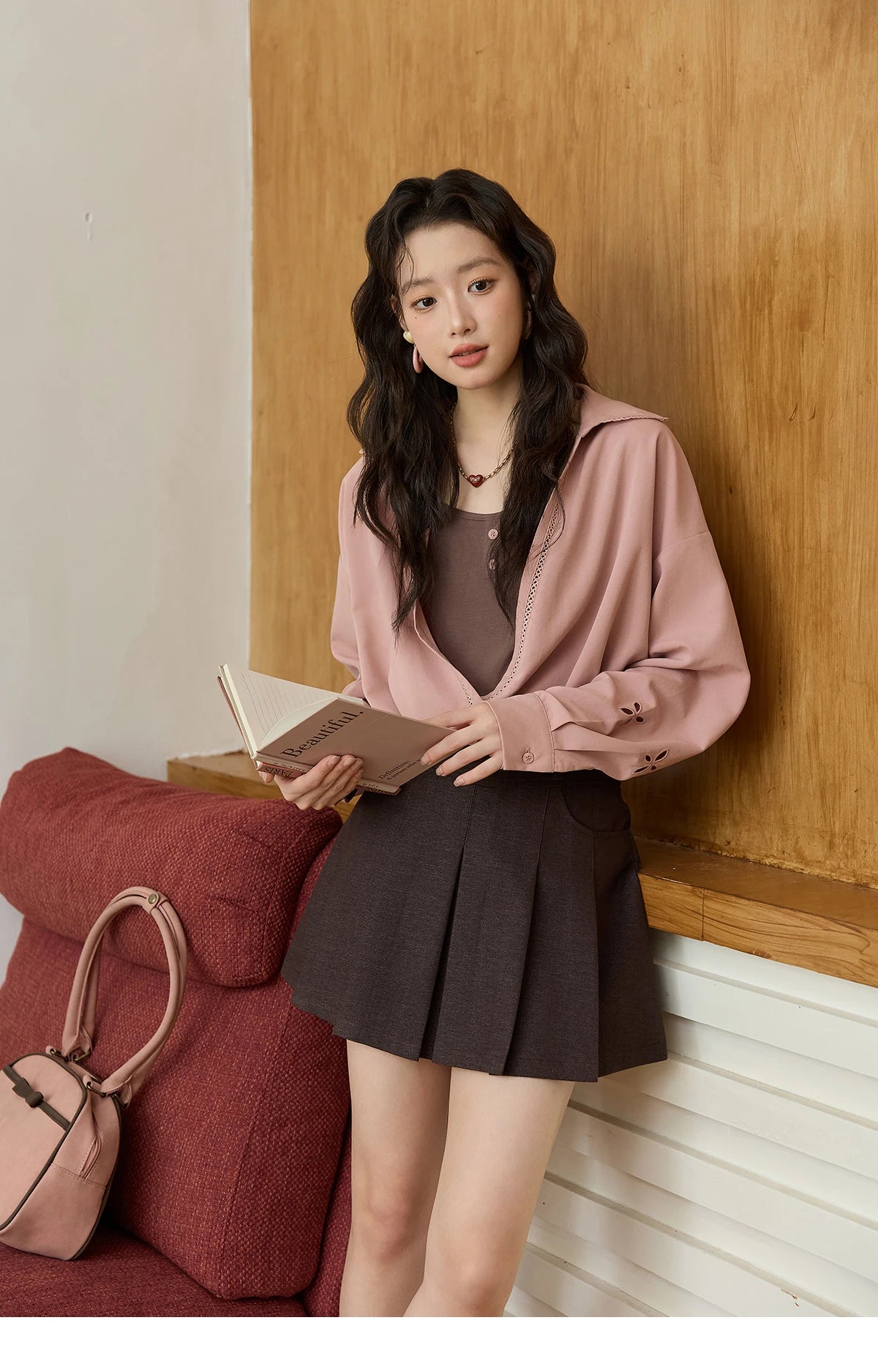 MISHOW Elegant Woman Blouse 2025 Autumn Loose Fitting Fake Two-piece Contrasting Color V-neck Tops Ladies Clothing	MXE45C2403