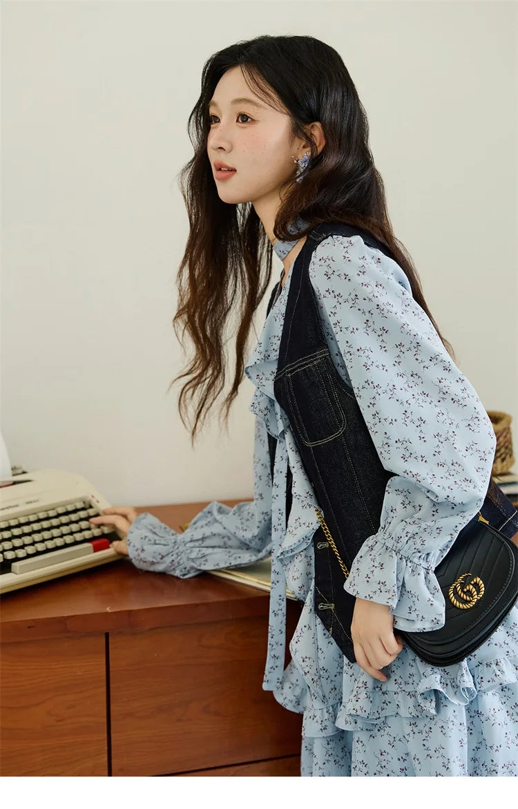 MISHOW Women's Denim Vest 2026 Spring Sleeveless Different Buttons V-neck Casual Waistcoat with Pockets Vest Coats MXE45W0868