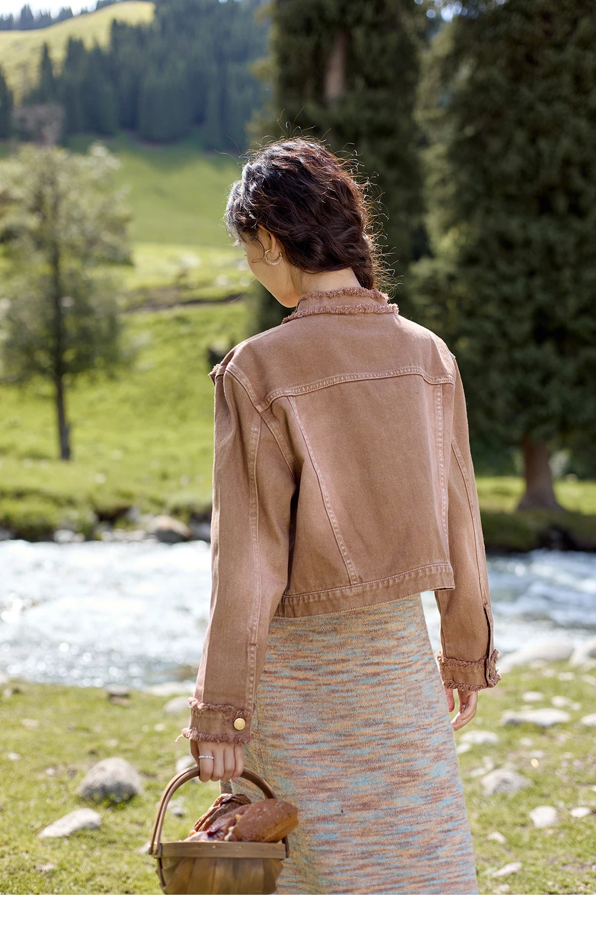 MISHOW Women's French Retro Denim Jacket 2024 Autumn Short 100Cotton Streetwear Top Wide-waisted Single Breasted Coat MXD43W0391