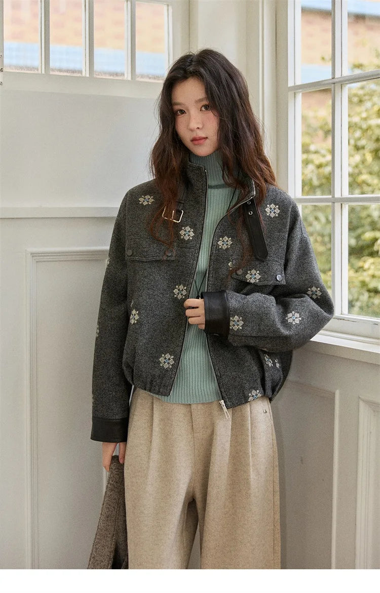 MISHOW Women's Wool Blend Jacket 2025 Winter Retro Small Flower Embroidery Decorated Coat Turtleneck  Zipper Jacket MXE86W0906
