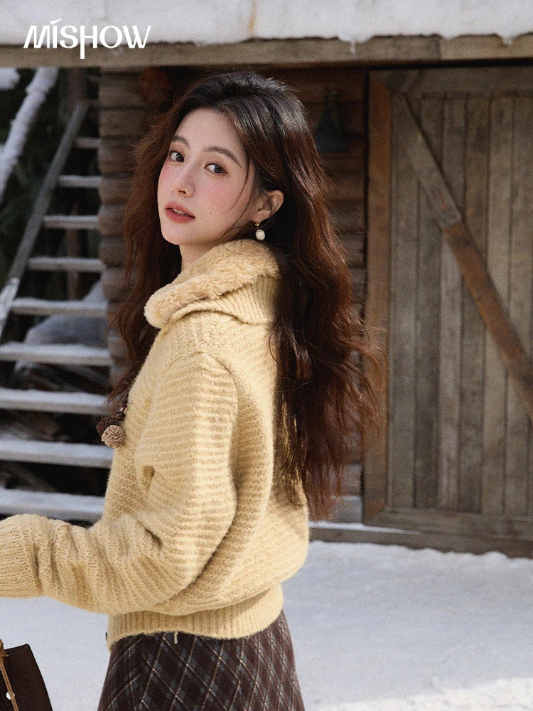 MISHOW Women's V-neck Cardigan 2025 Winter New Loose Single-breasted Sweater Luxurious Design Detachable Fur Collar MXE90Z2758