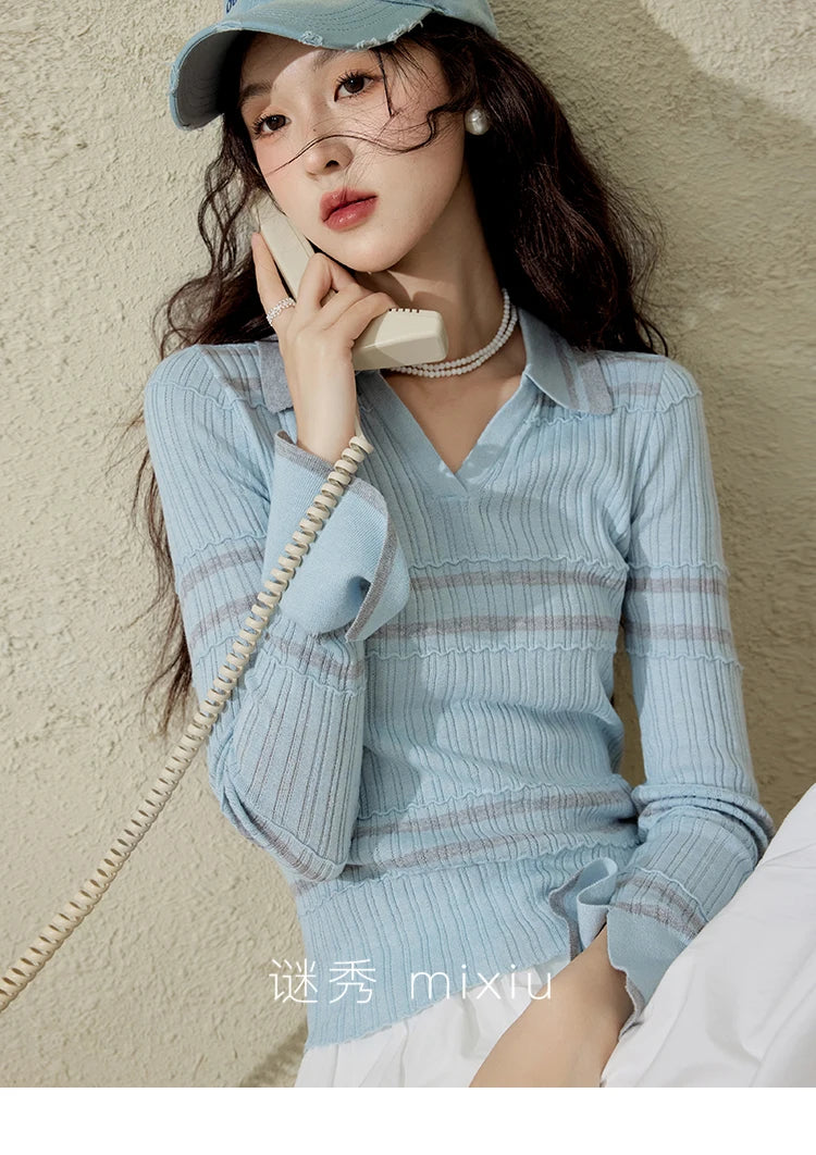 MISHOW Striped Knitted Tops for Women Spring 2025 Contrast Color Striped Slim V-neck Trumpet Sleeves Commuter Outfit MXE13Z1141