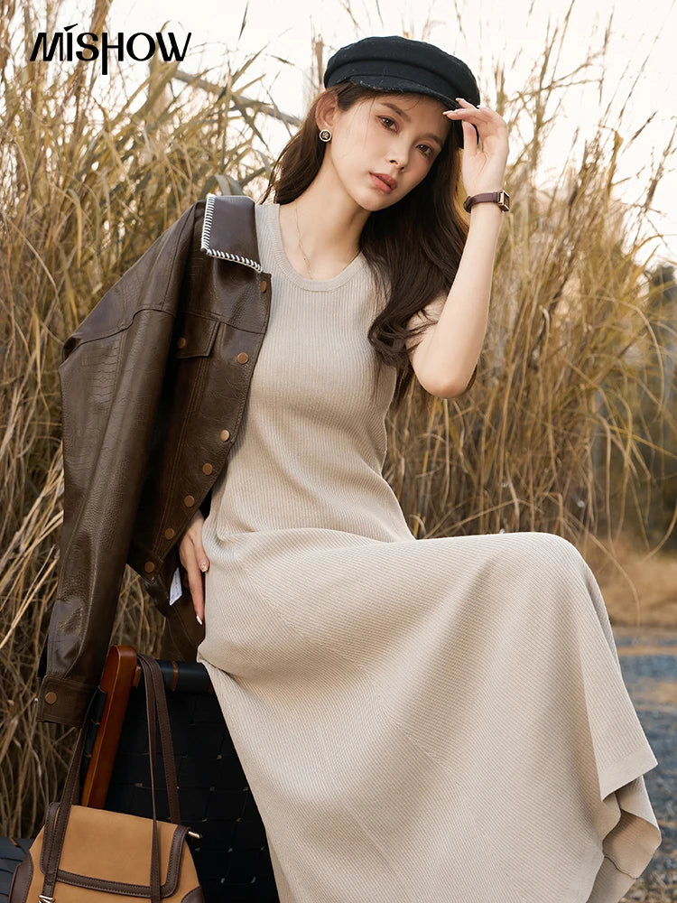 MISHOW Knitted Round Neck Sleeveless Dress for Women 2025 Autumn  French Slim Fit Waist Solid A-LINE Pullover Dresses MXC43L1590