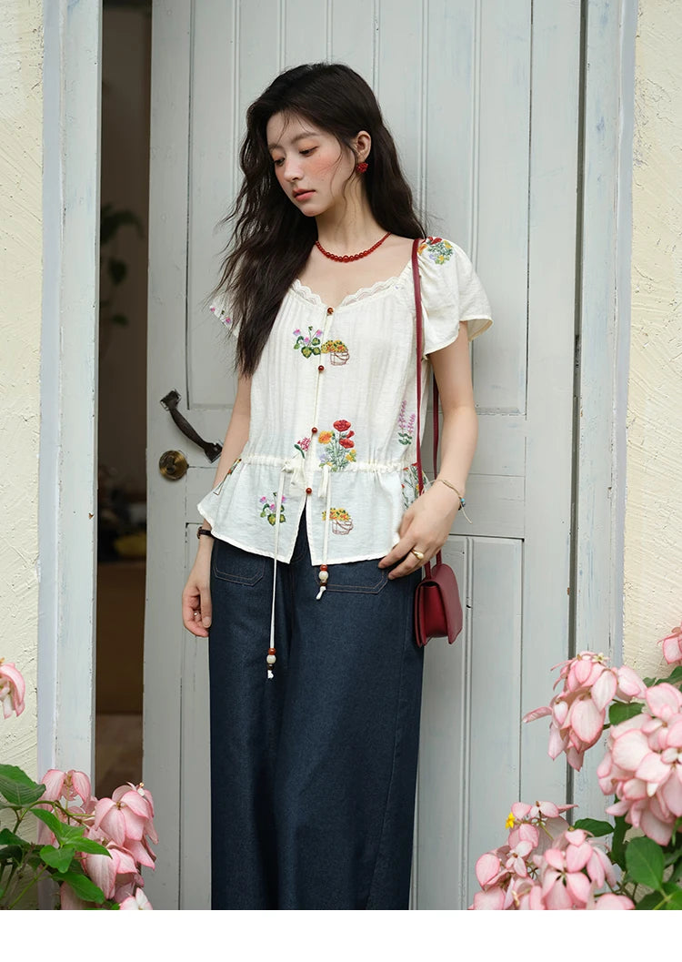 MISHOW Women's Fashion Flower Embroidery Blouse Summer 2025 Square Neck Lace Drawstring Short Top Ladies Clothing MXE37X1895