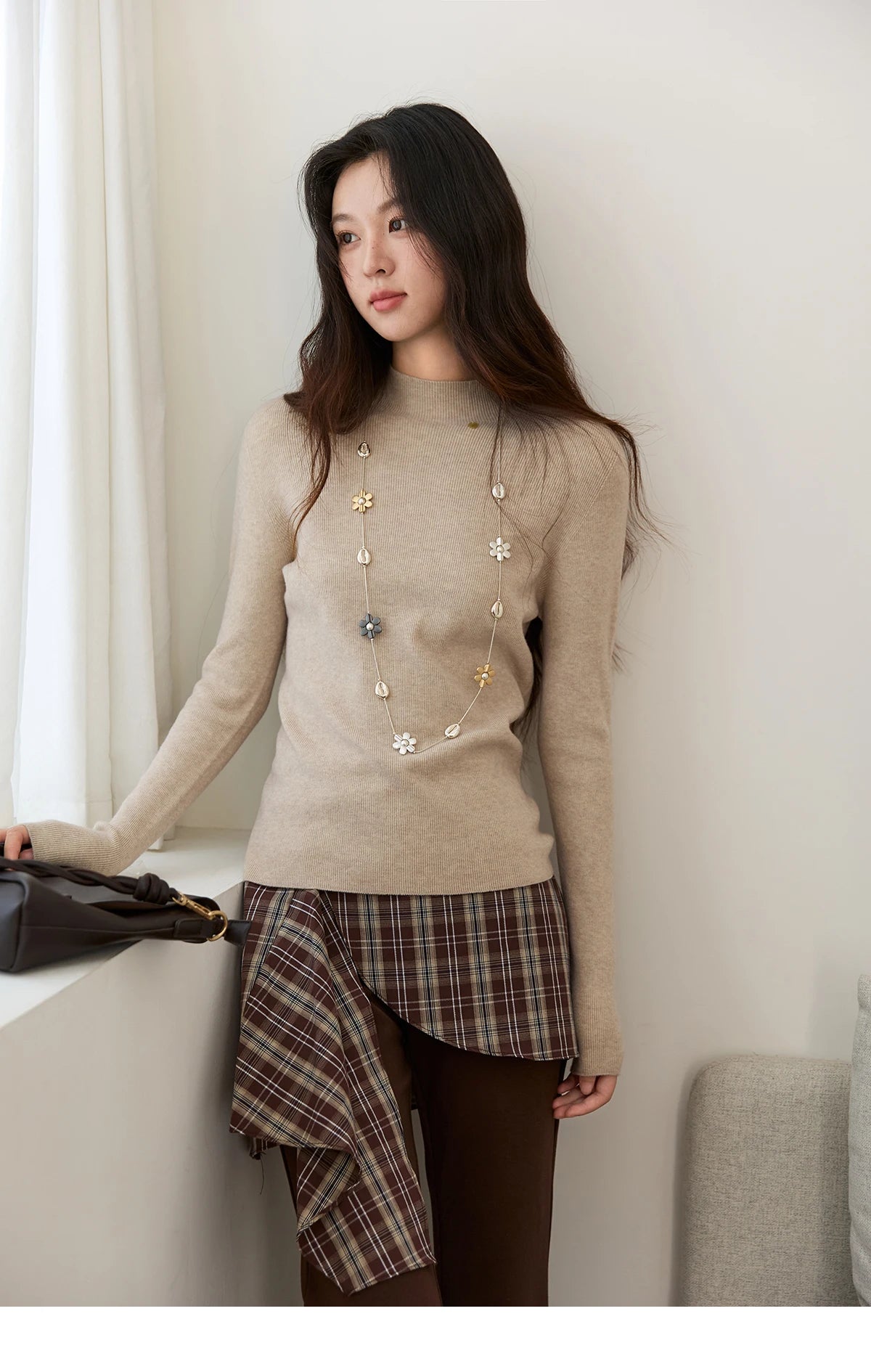MISHOW Woman Long-sleeved Tops 2025 Autumn Winter Minimalist Mock Neck Knited Top Commute Casual Slim Pullover Woman MXE48Z2583