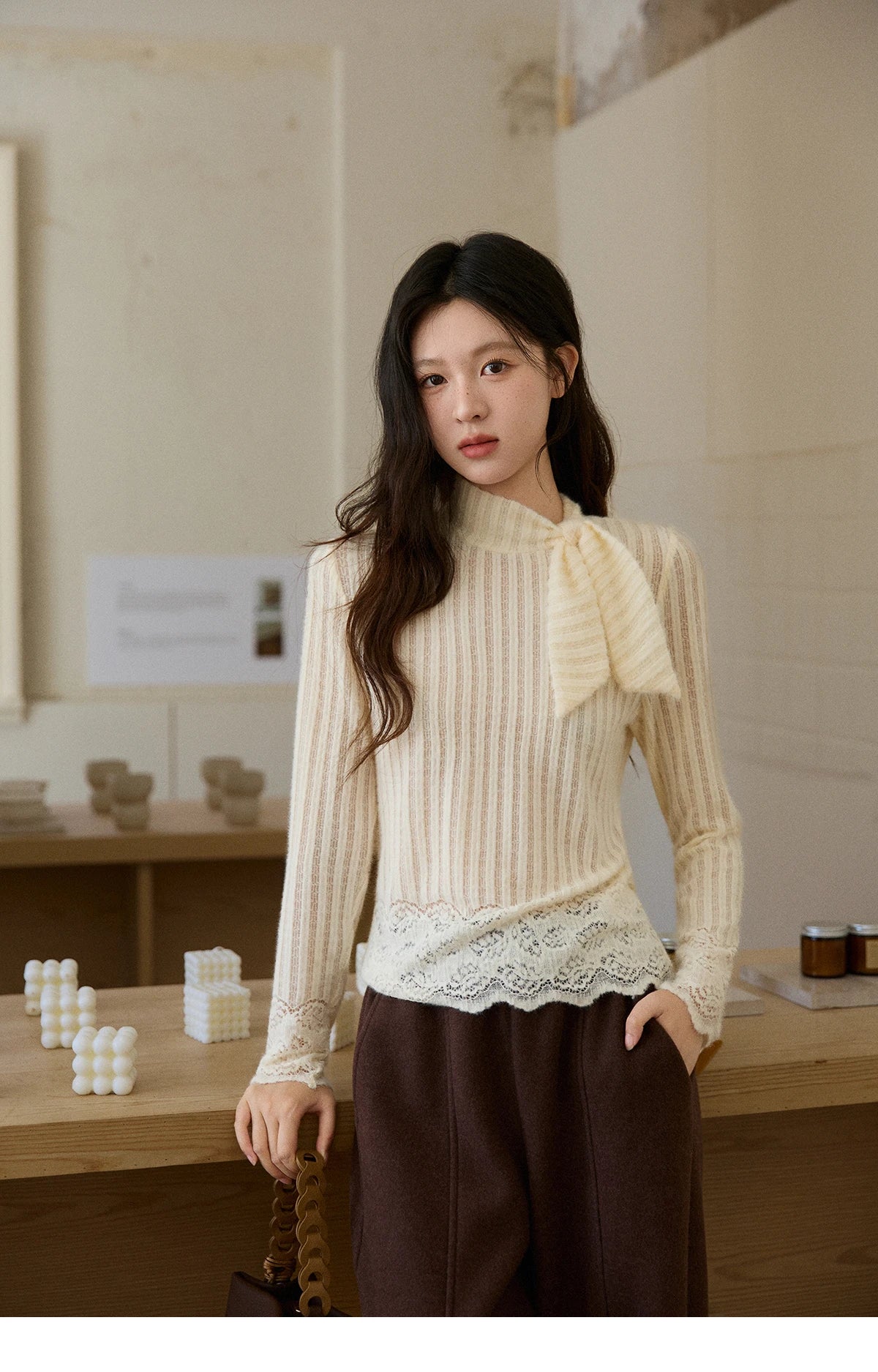 MISHOW French Lace-up Bottom Tops Women Autumn Winter 2025 Korean Vertical Stripe Knitted Top Thickened Interior Tops MXE92Z2797