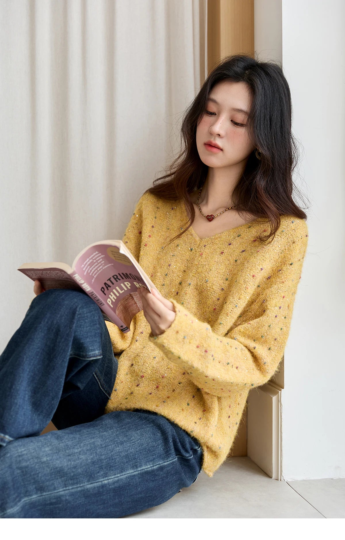 MISHOW Women Long Sleeve Tops 2025 Autumn Retro Yellow Sequins V-neck Sweater Knitted Comfortable Casual Pulllovers MXE47Z2572