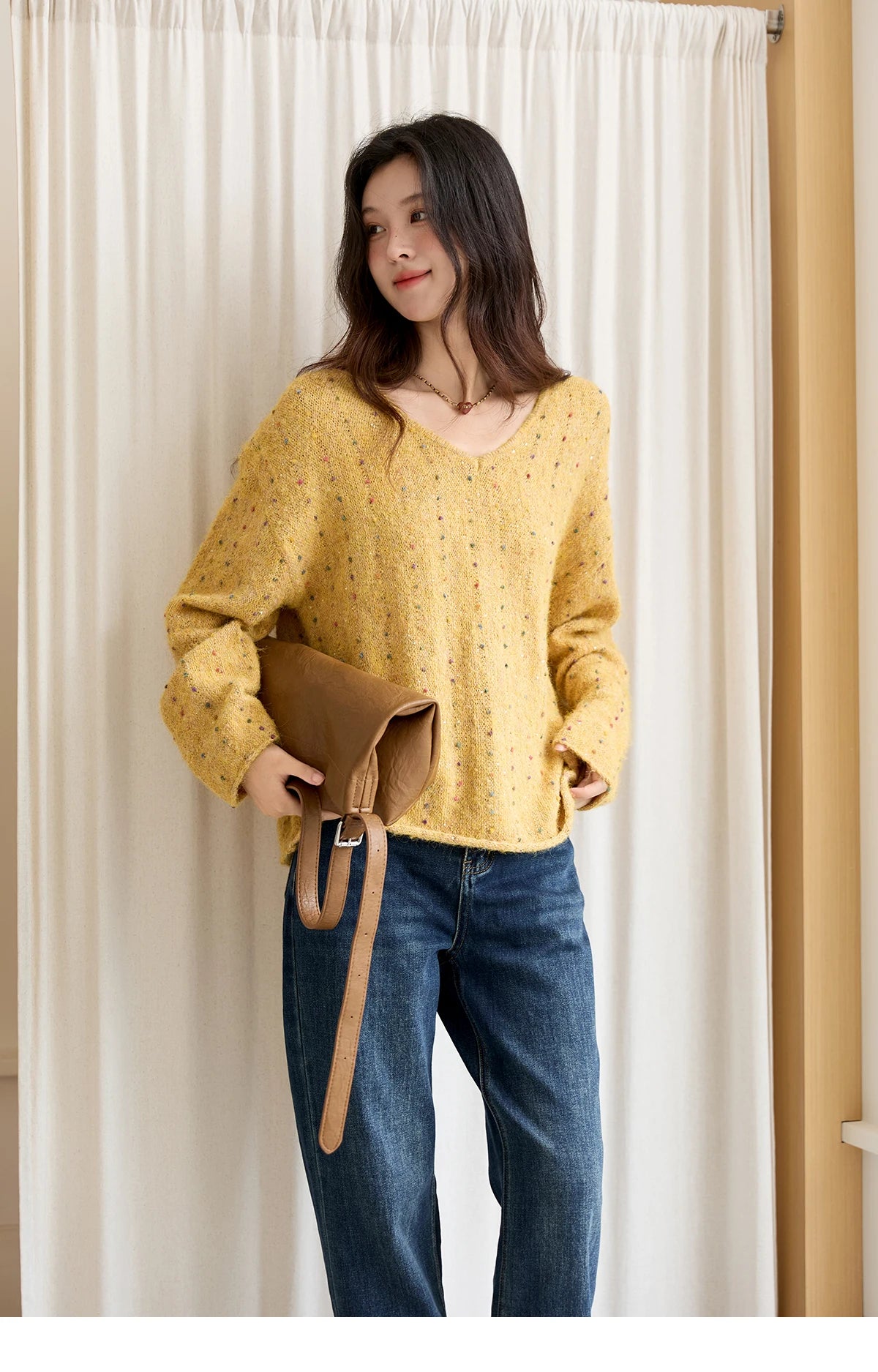 MISHOW Women Long Sleeve Tops 2025 Autumn Retro Yellow Sequins V-neck Sweater Knitted Comfortable Casual Pulllovers MXE47Z2572