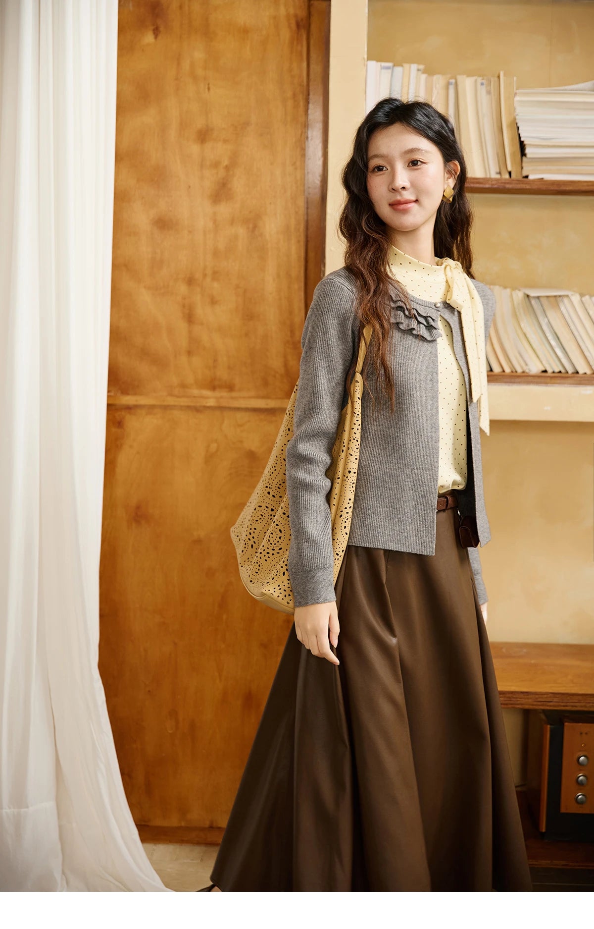 MISHOW Gray Knitted Cardigan Women 2025 Autumn Winter New Ruffled Collar Floral Yarn Striped Loose Lazy Casual Tops MXE45Z1378