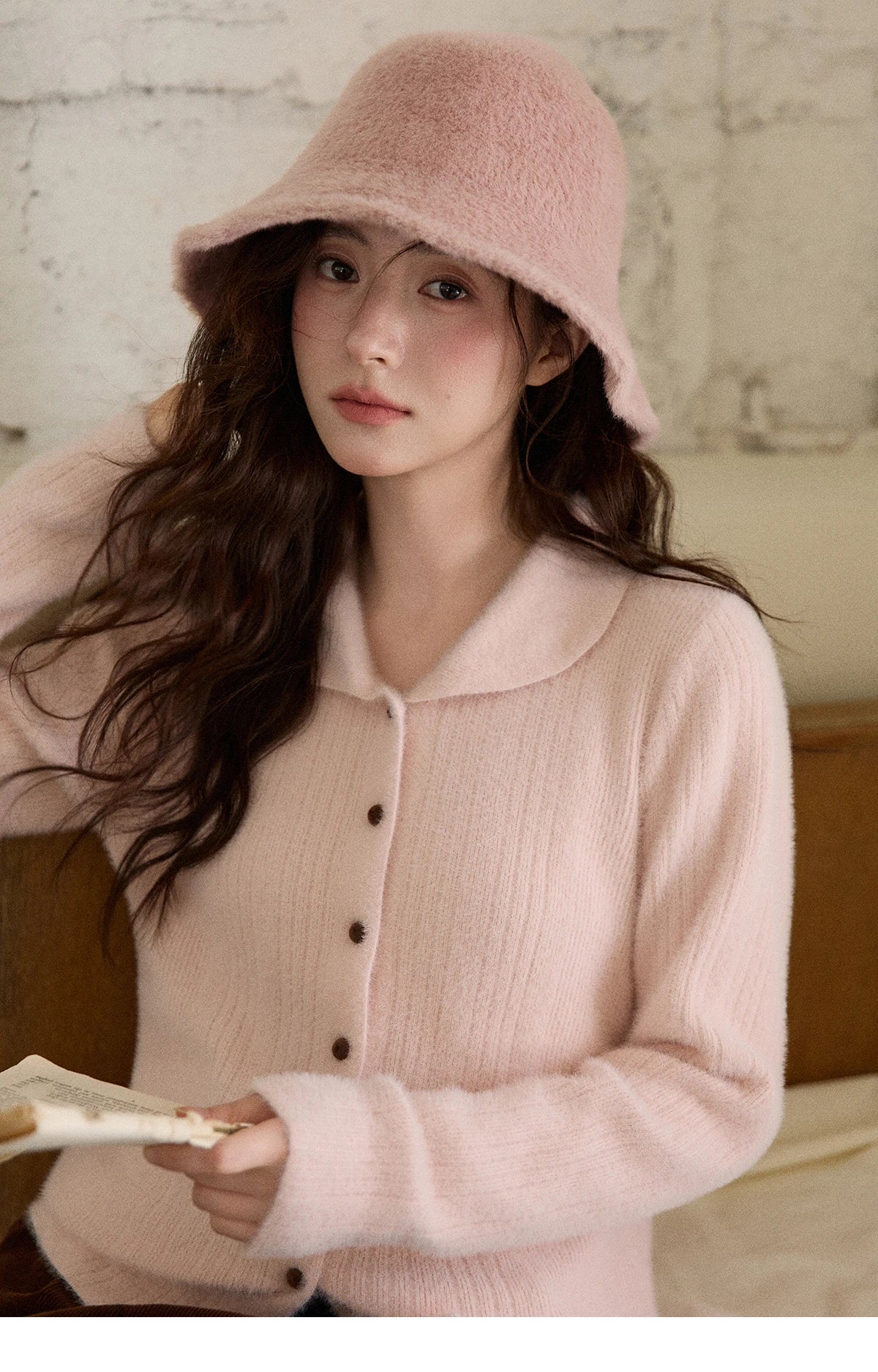 MISHOW Woman Yellow Cardigan 2025 Winter Imitation Mink Fur Knitted Cardigan Turn-down Collar Long Sleeves Soft Top MXE89Z2671