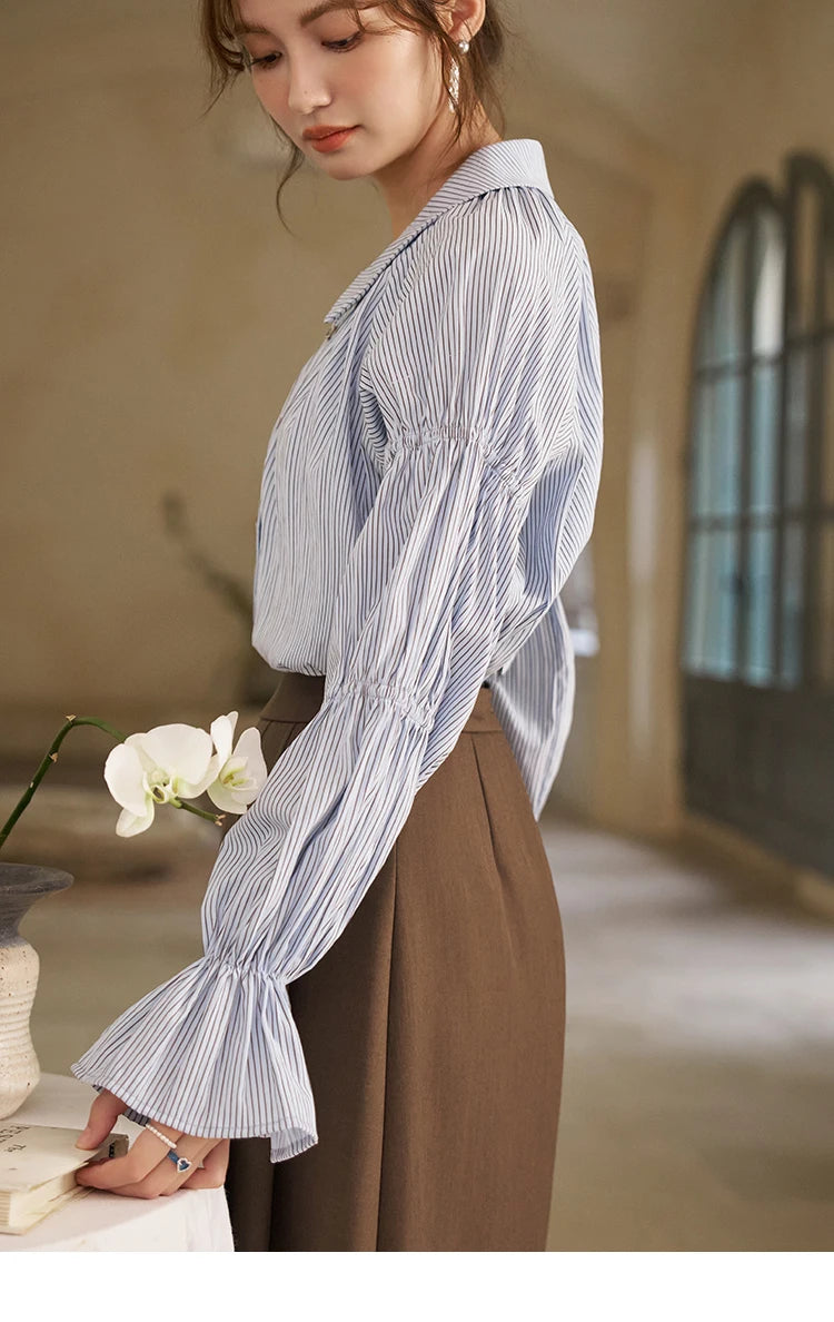 MISHOW Women's Blue Stripe Shirt 2024 Spring Fashion French Retro Bubble Sleeves Doll Neck Loose Tops Office Lady MXD12C0163