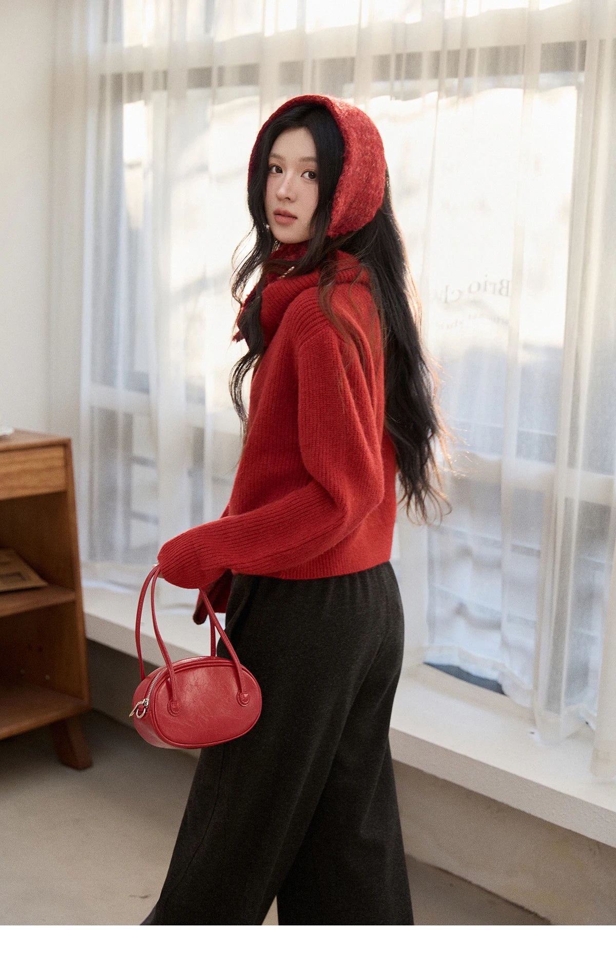 MISHOW Women's Retro Red Bull Horn Button Sweater 2025 Winter Arctic Velvet Warm Knitted Sweater Excluding Headscarf MXE90Z2819