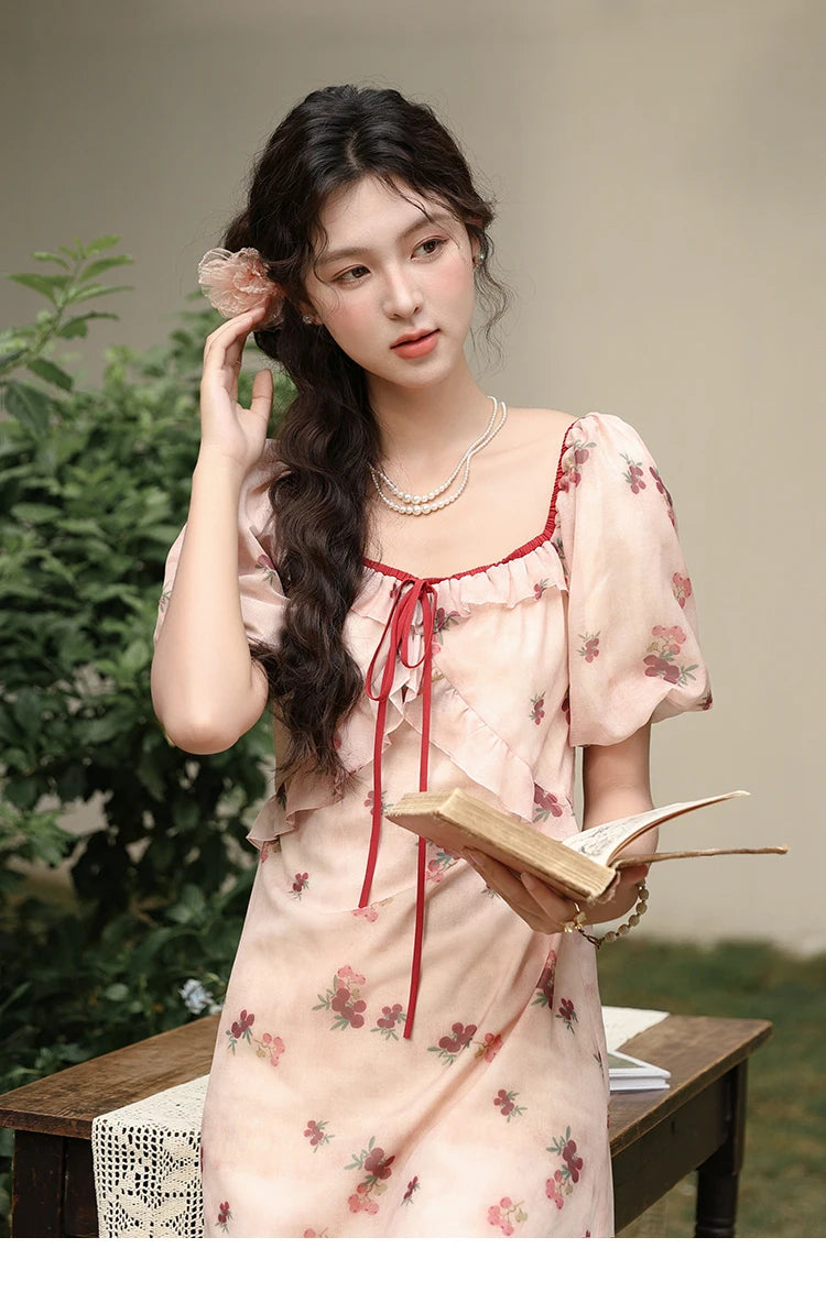 MISHOW Korean Floral Bubble Sleeve Lace-Up Dress MXD31L1924