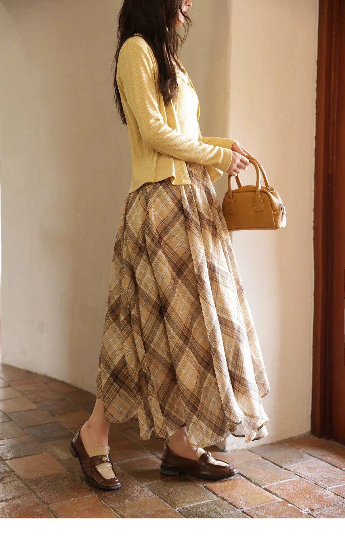 MISHOW Coffee Plaid Skirt 2025 Autumn Asymmetrical Hem Skirts Female Retro Side Zipper Commuting A-line Midi Skirt MXE42B2377