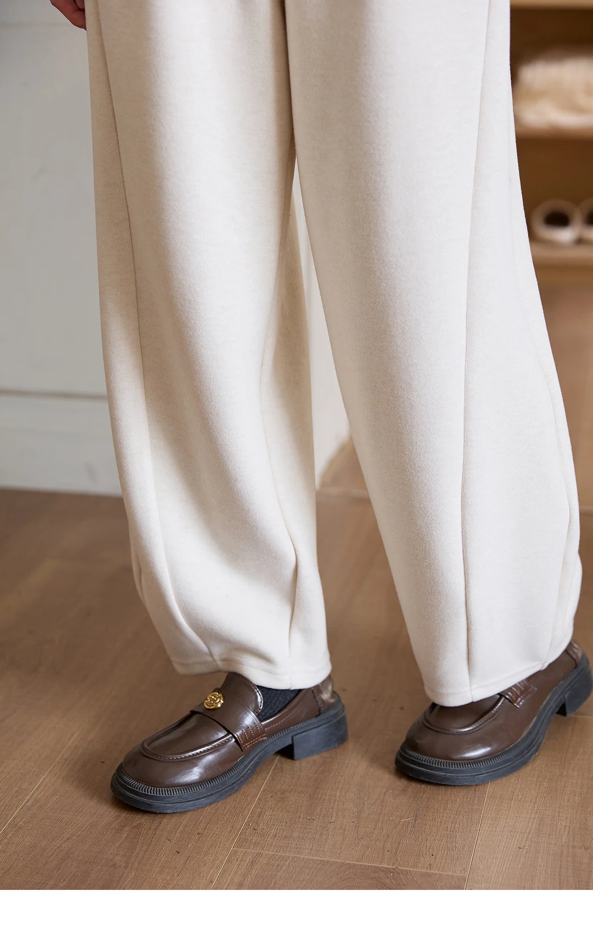 MISHOW Casual Pants for Women 2025 New Fashion Solid Loose Wide-leg Pants Commute Comfortable Women's Winter Pants MXE51K1093