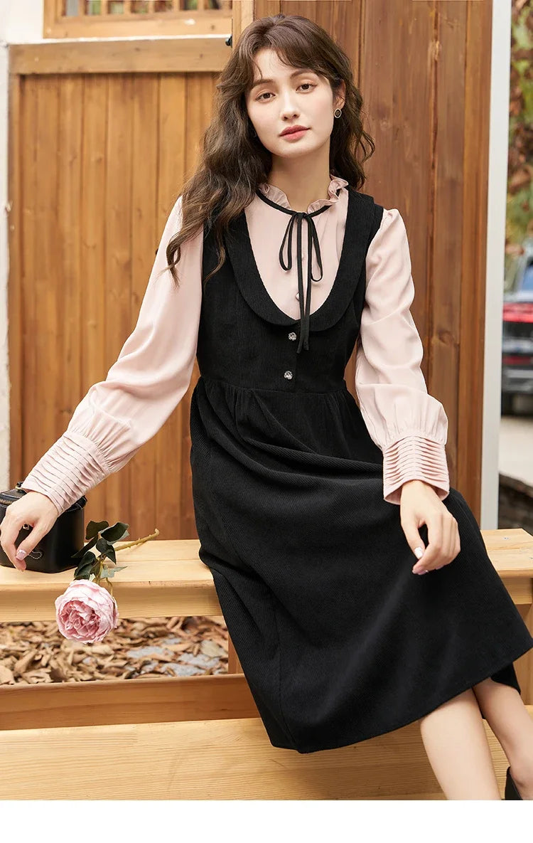 MISHOW French Vintage Strap Dress Autumn 2025 A-LINE U-Neck Sleeveless Black Temperament Pullover Mid-Calf Dresses MXC43L1570