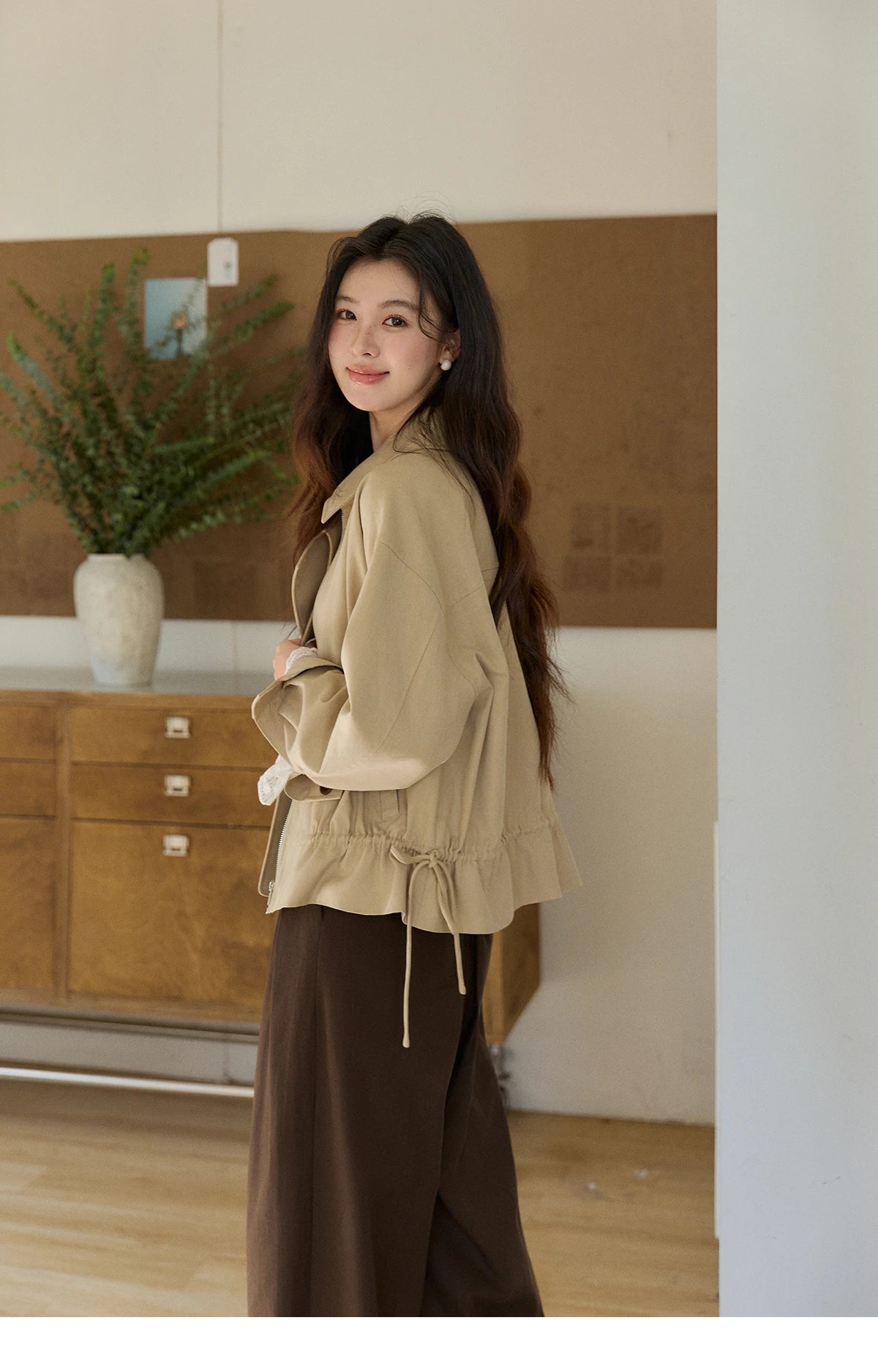 MISHOW Women's Khaki Cropped Jacket 2026 Spring Asymmetrical Collar Drawstring Waist Short Jackets Casual Loose Coat MXF11W1029