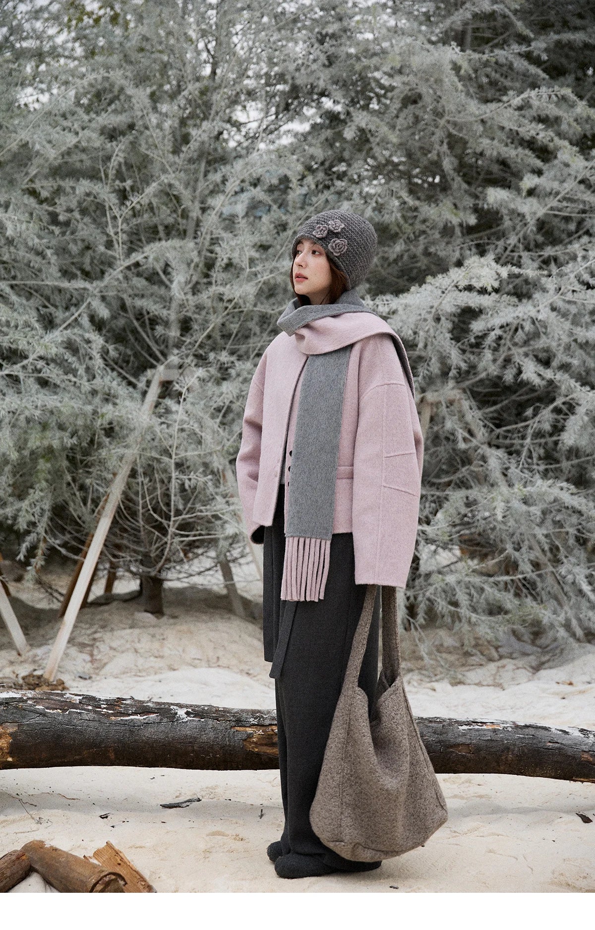 MISHOW Women's Tweed Wool Double-Faced Short Coat with Scarf 2025 Winter Loose Warm Outerwear O-neck Coat Office Lady MXE86W0977