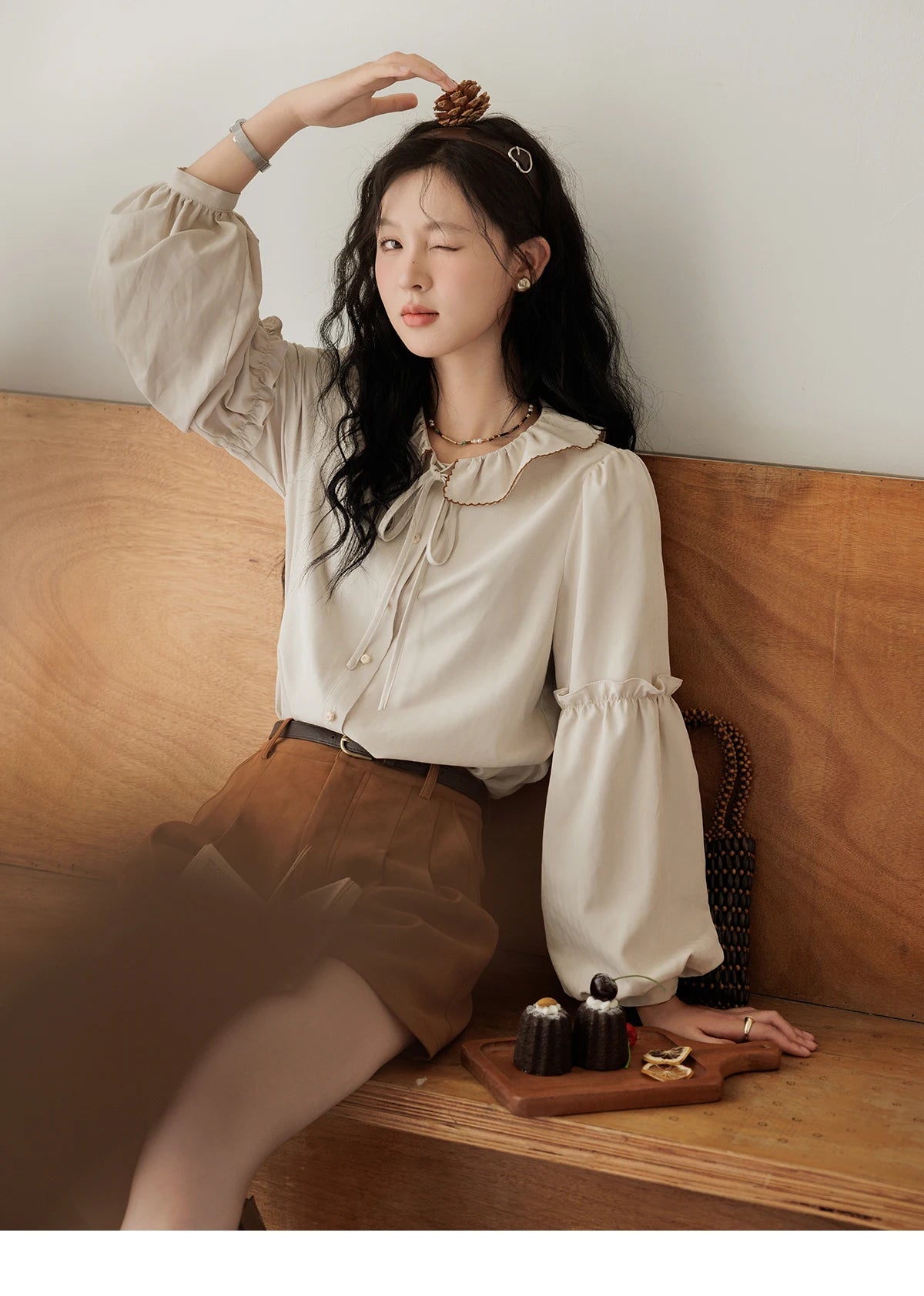 MISHOW Suede Shorts for Women Autumn 2024 High Waist A-line Slim Wide Leg Short Pants Solid Pleats Pants Side Pockets MXD44K0753