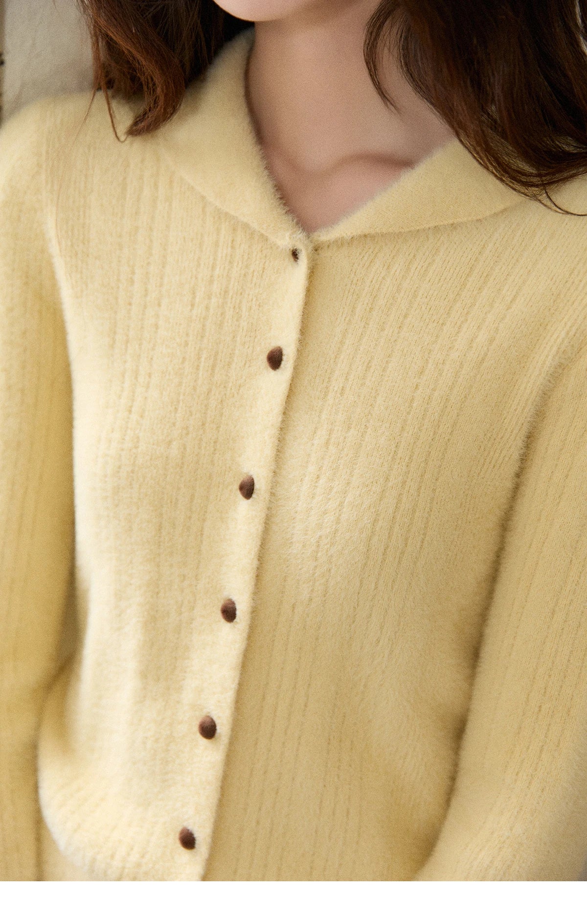 MISHOW Woman Yellow Cardigan 2025 Winter Imitation Mink Fur Knitted Cardigan Turn-down Collar Long Sleeves Soft Top MXE89Z2671