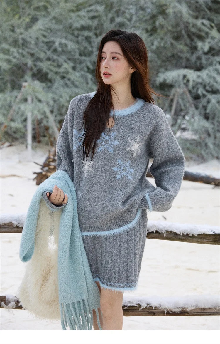 MISHOW Woman Gray Sweater Skirt Suit 2025 Winter Fashion Crew Neck Long Sleeve Sweater Knitted Mini Skirt Suit Woman MXE51T1406