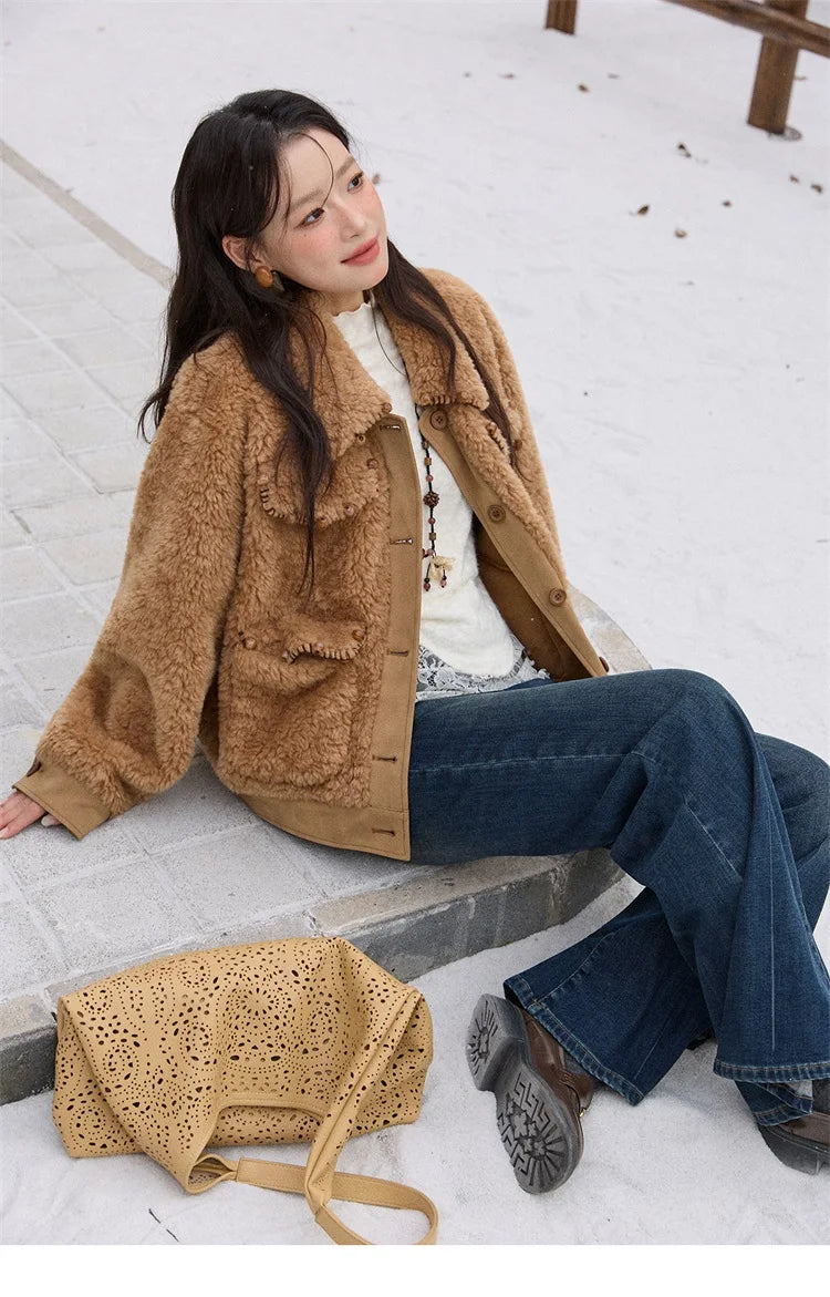 MISHOW Faux Lambskin Coat Women 2025 Winter Retro Turn-down Collar Brown Coat Office Lady Loose Warm Casual Jackets MXE89W0896