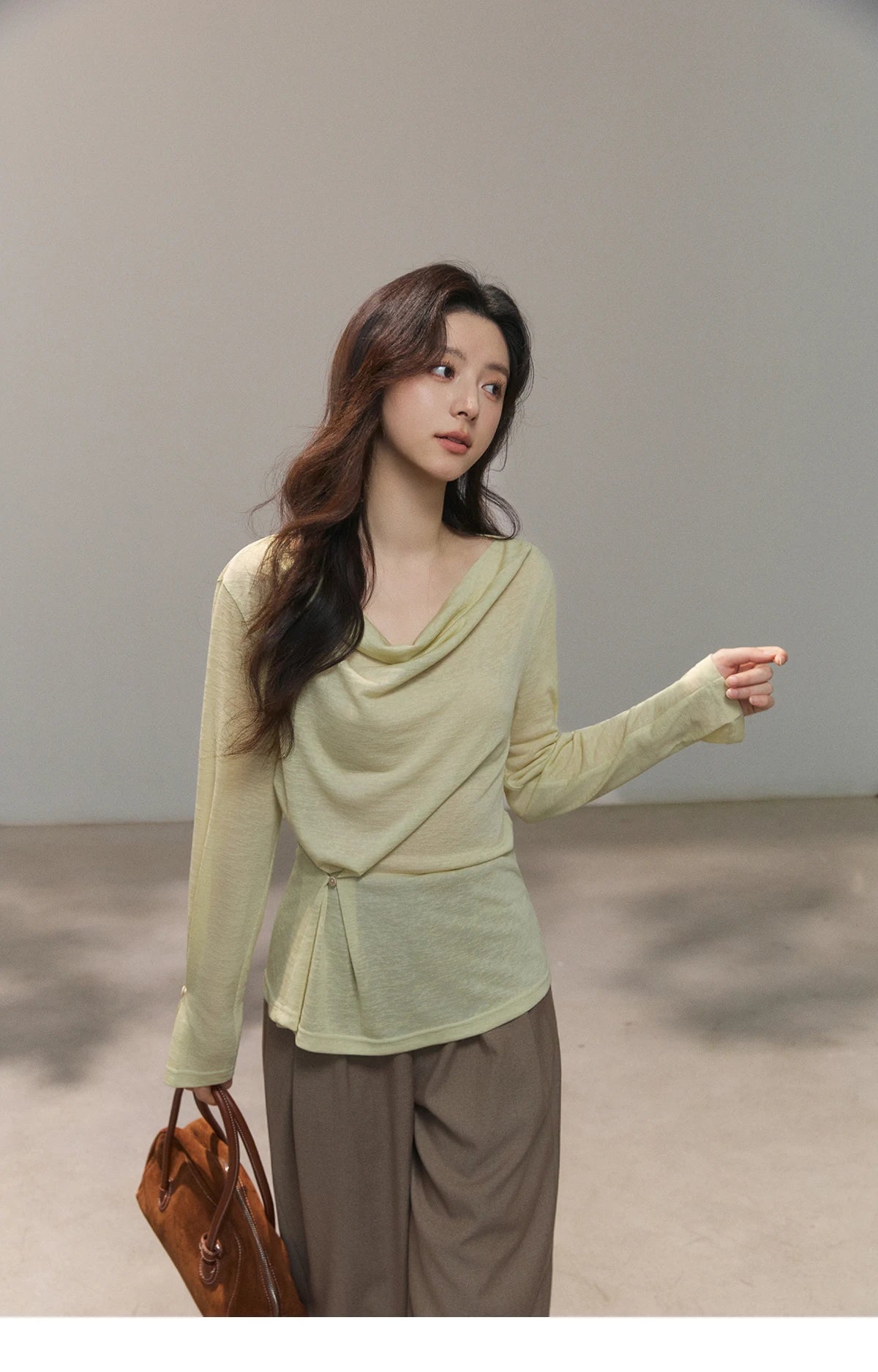 MISHOW Women's Multi Colored Knitted Top 2026 Spring Swinging Collar Flare Sleeve Top Side Twist Whist Casual T-Shirt MXF13T1473