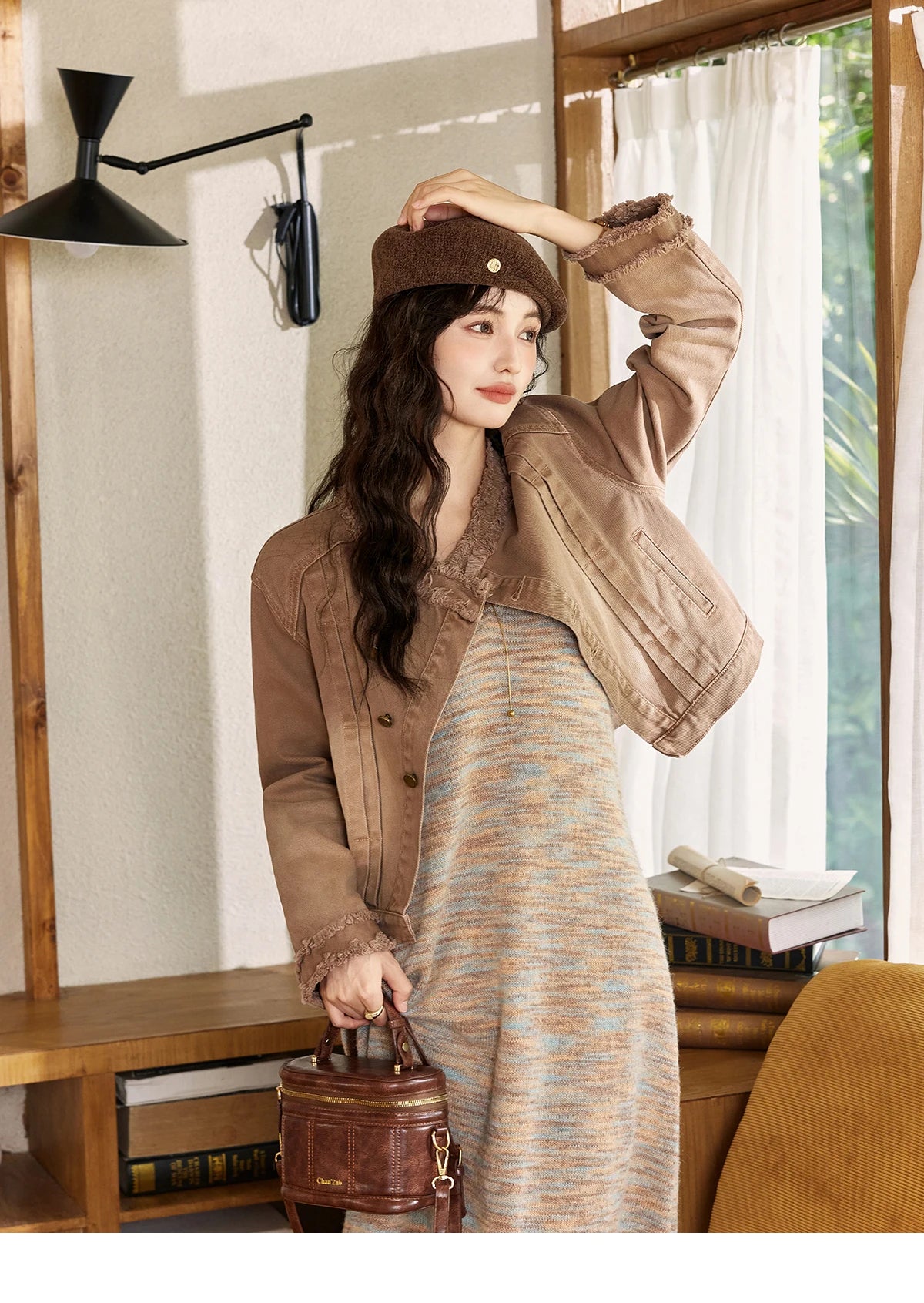 MISHOW Women's French Retro Denim Jacket 2024 Autumn Short 100Cotton Streetwear Top Wide-waisted Single Breasted Coat MXD43W0391