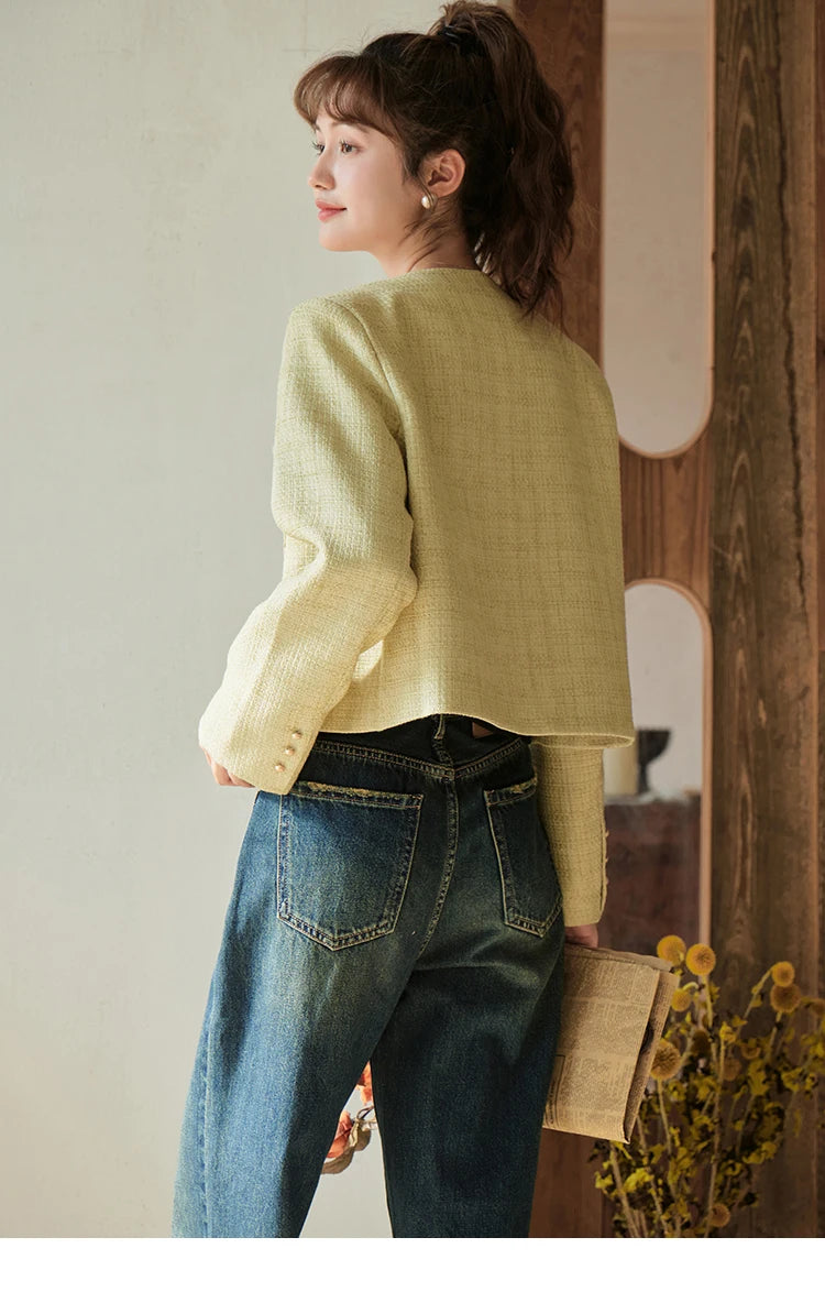 MISHOW Retro Round Neck Coats for Women Spring Autumn Pockets Loose Gold Button Single Breasted Solid Short Jackets MXC44W0072