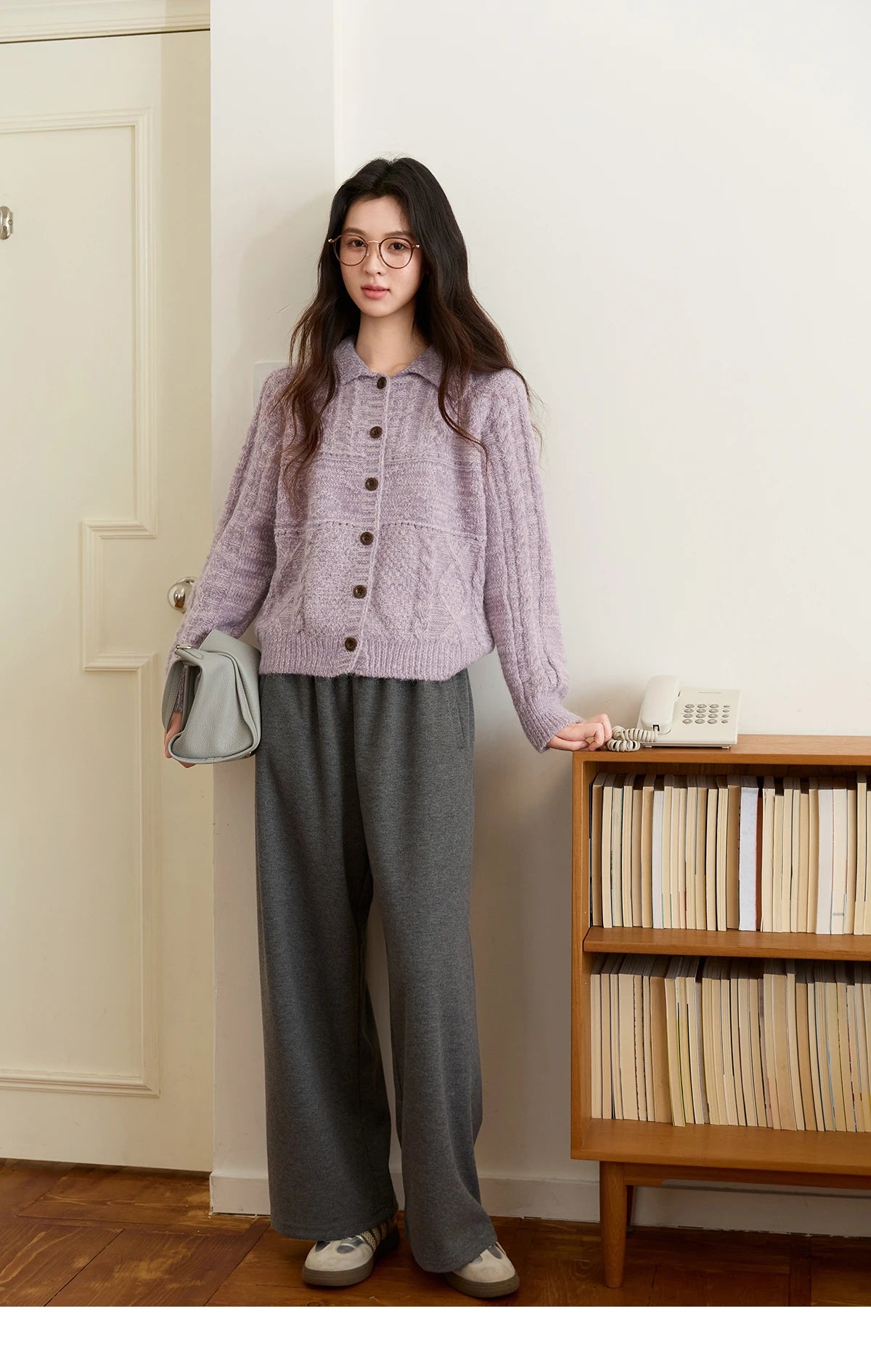 MISHOW Knitted Cardigan Women 2025 Autumn Winter Simple Turn-down Collar Loose Comfortable Single-breasted Sweater MXE48Z2611