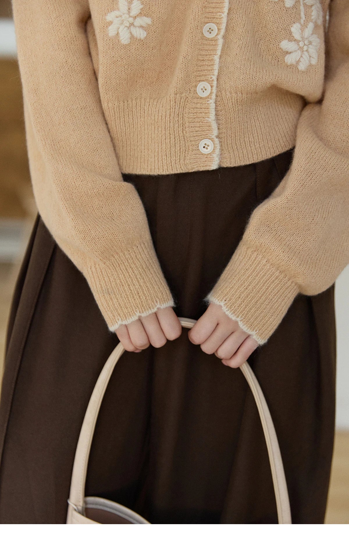 MISHOW Women's Camel Knitted Cardigan 2026 Spring Floral Embroidery Crew Neck Tops Button Warm Loose Cropped Sweater MXF11Z2896