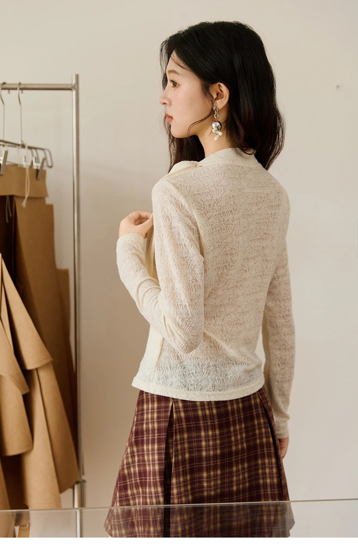 MISHOW Lace Base Tops for Women Autumn 2025 Retro Stand Neck Lace Up Bow Thin Sweater Apricot Waist Knitted Inner Top MXE45Z1382