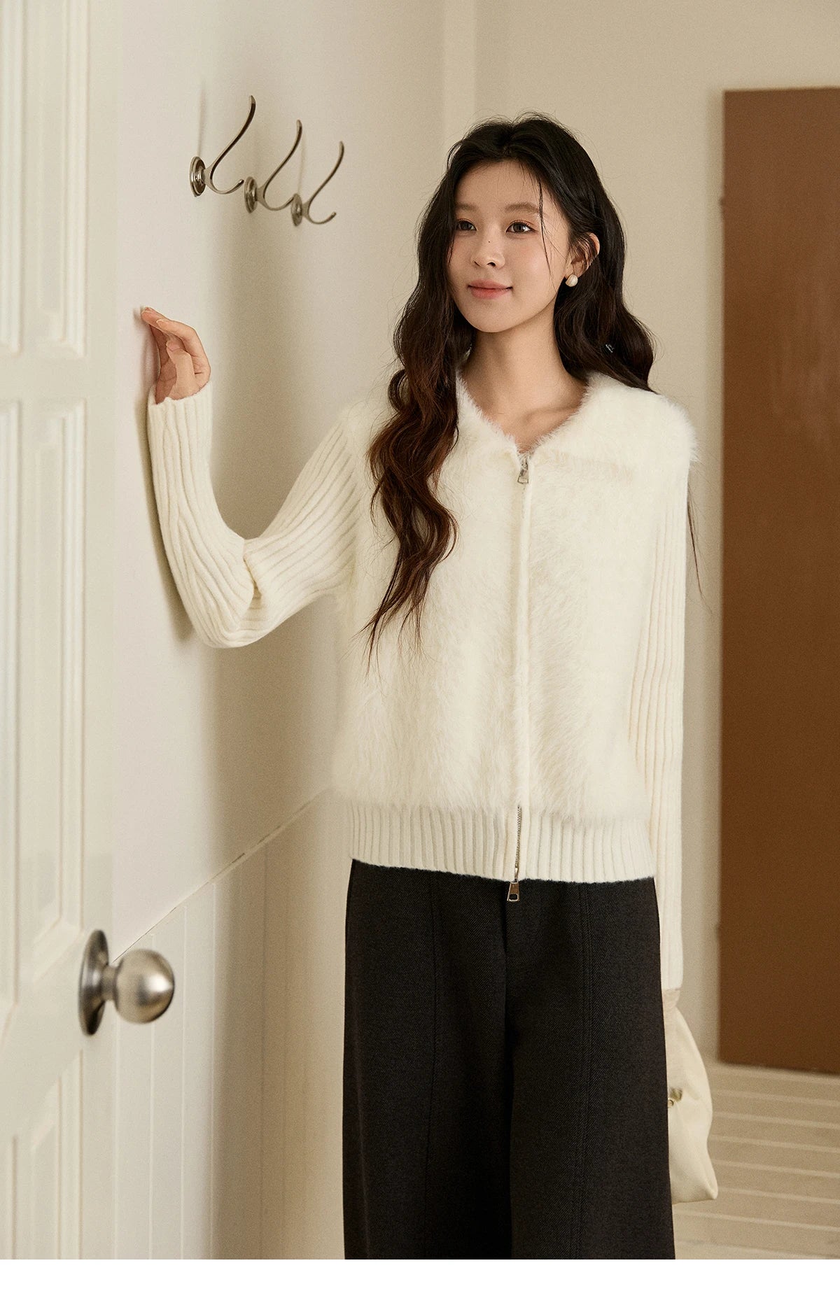 MISHOW Women's White Faux Fur Knit Cardigan 2025 Autumn Winter Fake Two-Piece Zipper Lapel Collar Warm Soft Outerwear MXE94Z2992