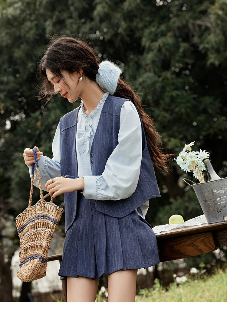 MISHOW Women's V-neck Vest Coat Pleated Skirt Set Spring 2025 Symmetric Fake Pocket Coat A-line Skirts (No with Belt) MXE31T0505