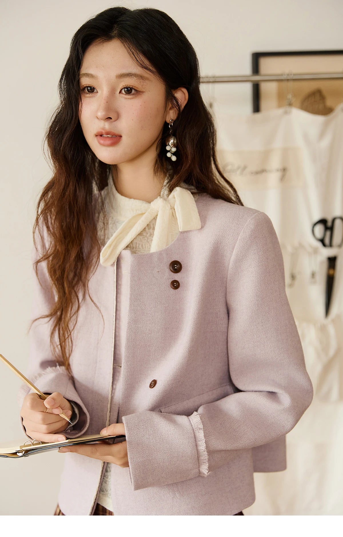 MISHOW Purple Woolen Coat for Women Autumn 2025 Slanted Placket Splicing Lace Coats Shoulder Pads Retro Short Jackets MXE47W0840
