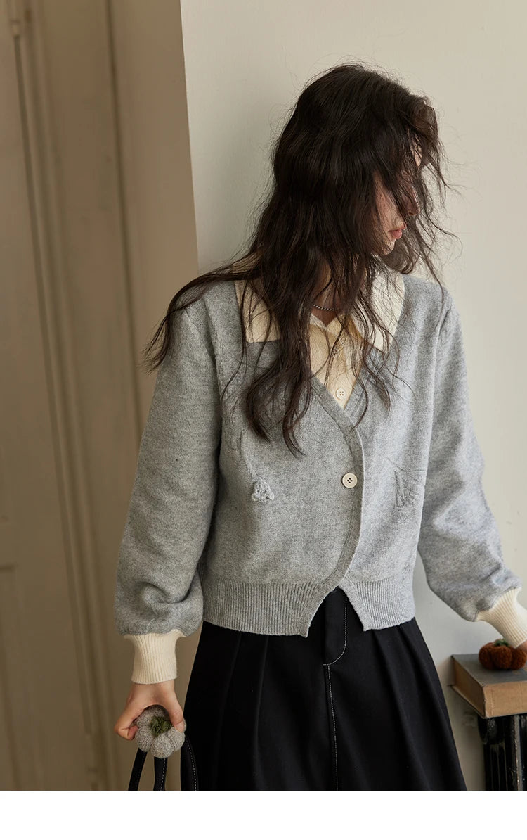 MISHOW Fake Two-piece Sweater Women French Retro Splicing Top 2024 Fall Winter New Korean Design Thin Knitwear MXD46Z0804