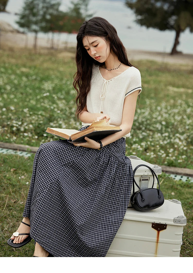 MISHOW Office Lady Summer Knitted Sweater V-neck Short Sleeve Solid Slimming Bead Design Pullover Female Lazy Tops MXE33Z1227