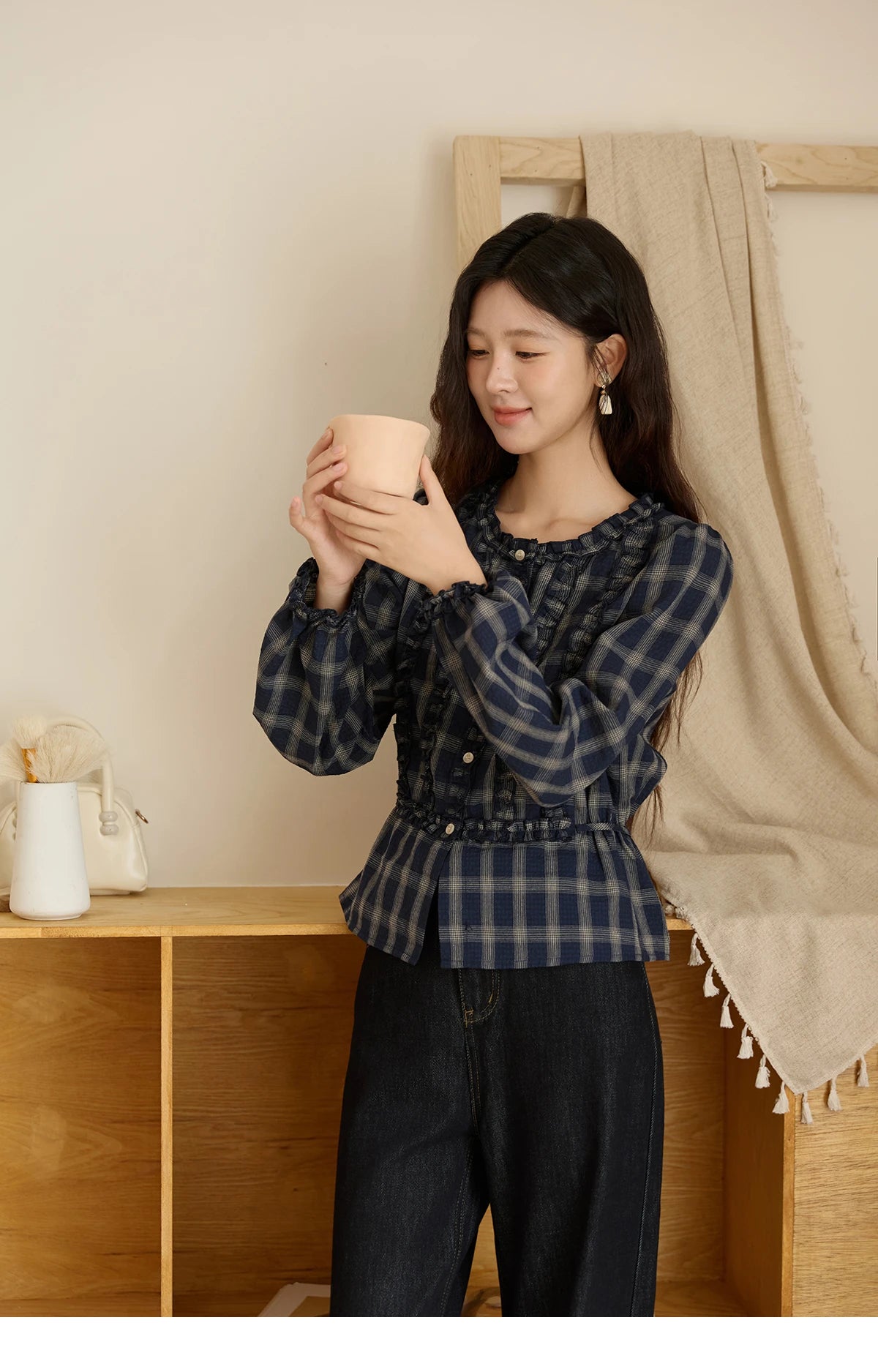 MISHOW Women's Vintage Blue Plaid Shirt 2025 Autumn New Elegant Luxury Loose Waist Shirts Round Neck Long Sleeved Top MXE45X2480