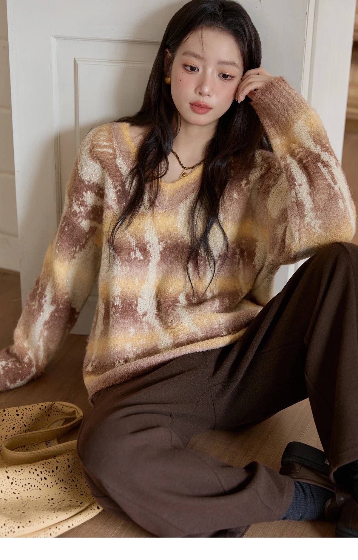 MISHOW Yellow Coffee Gradient Sweater Women 2025 Autumn Winter New V-neck Cable Knit Top Retro Commute Loose Sweater MXE51Z2627
